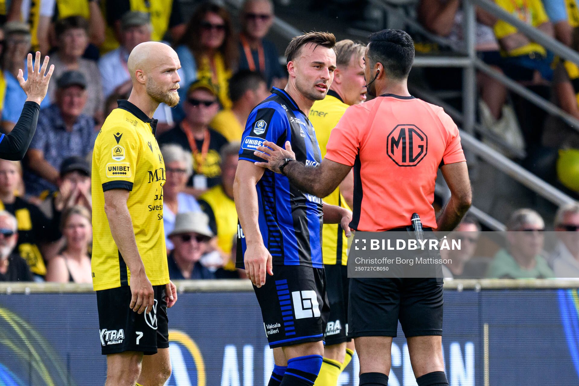 Mjällbys Viktor Gustafson och Sirius Henrik Rönnlöf