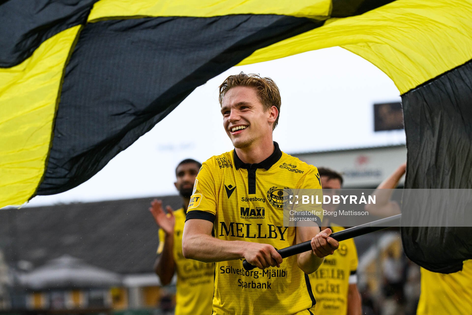 Mjällbys Jeppe Kjaer jublar