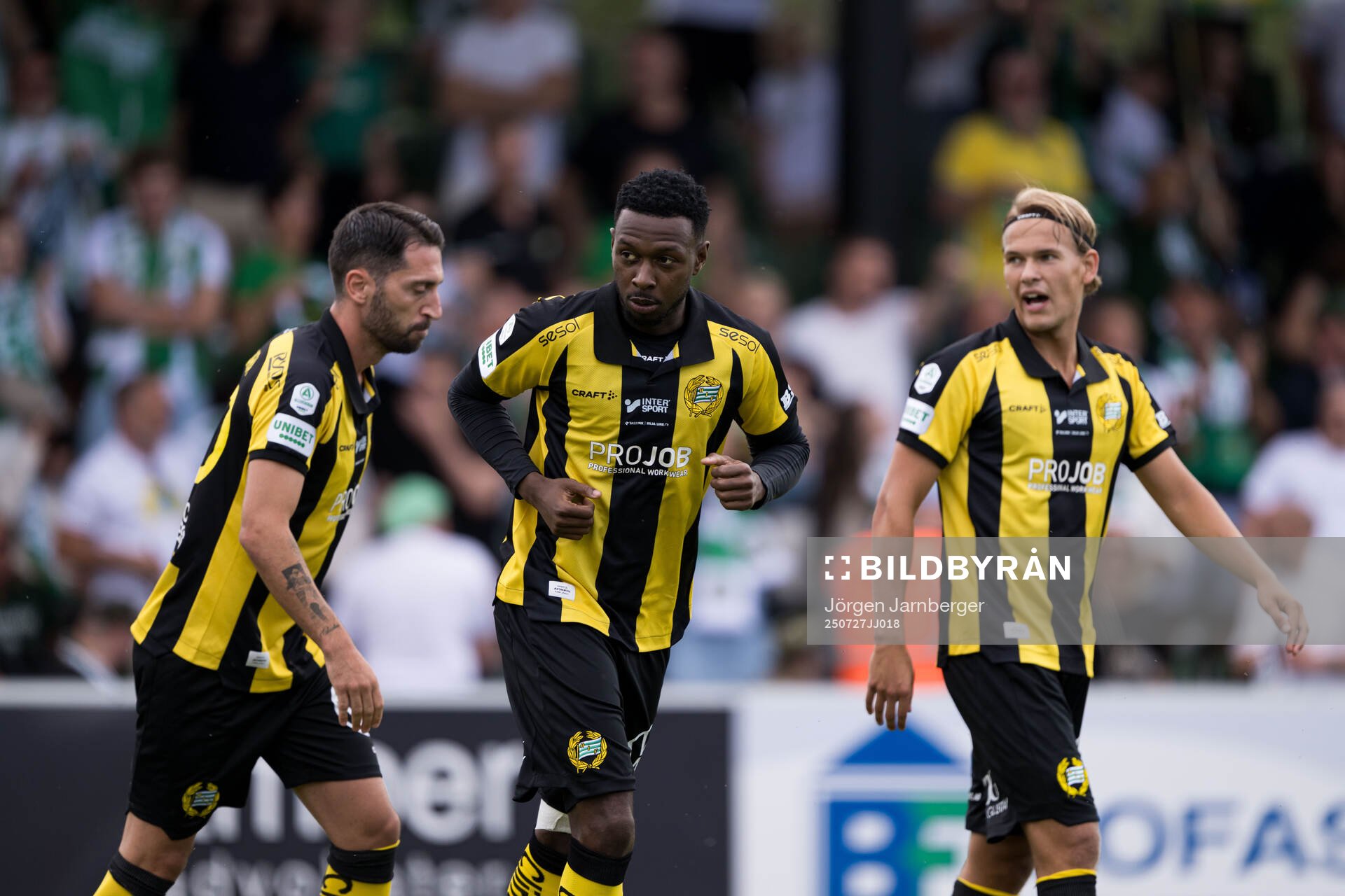 Hammarbys Shaquille Pinas jublar