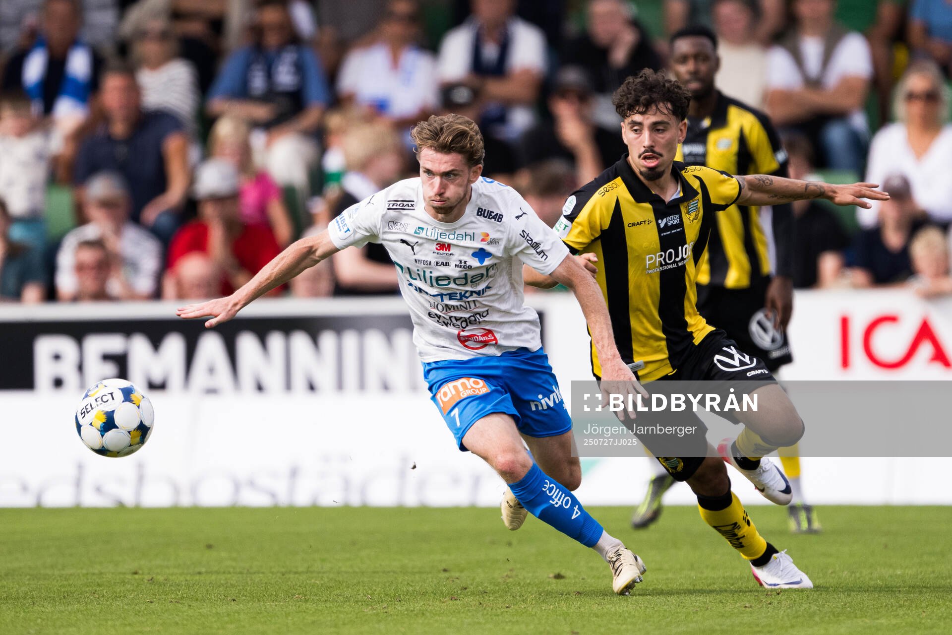 Värnamos Carl Johansson och Hammarbys Sebastian Tounekti