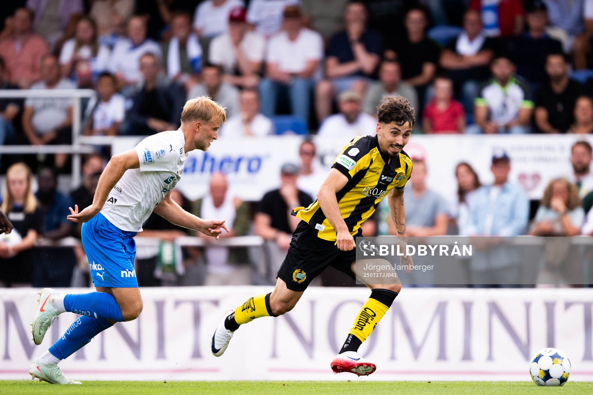 Värnamos Johan Rapp och Hammarbys Sebastian Tounekti