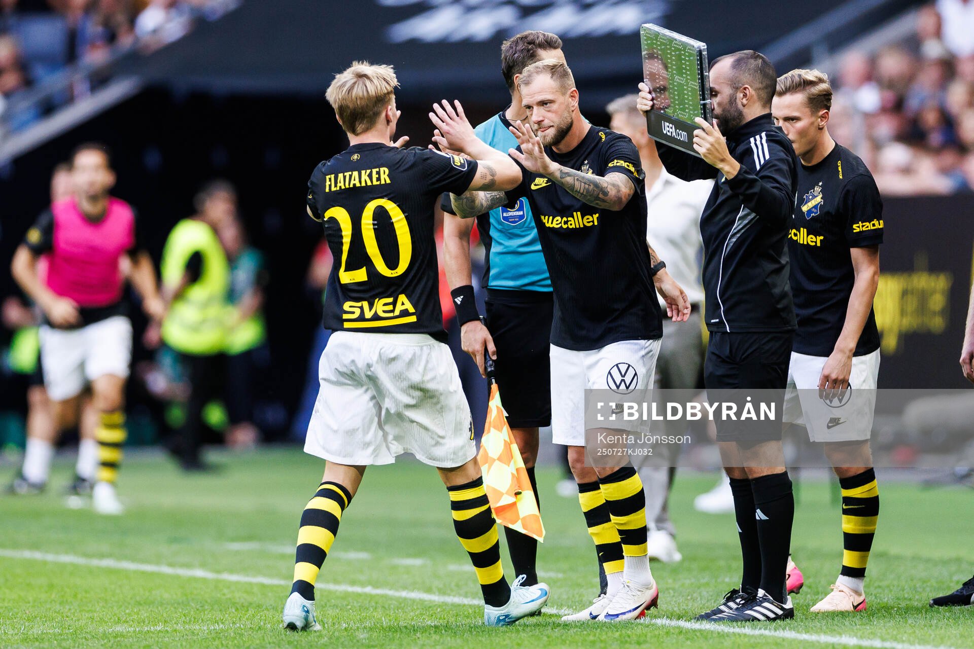 AIKs John Guidetti byter med Erik Hovden Flataker
