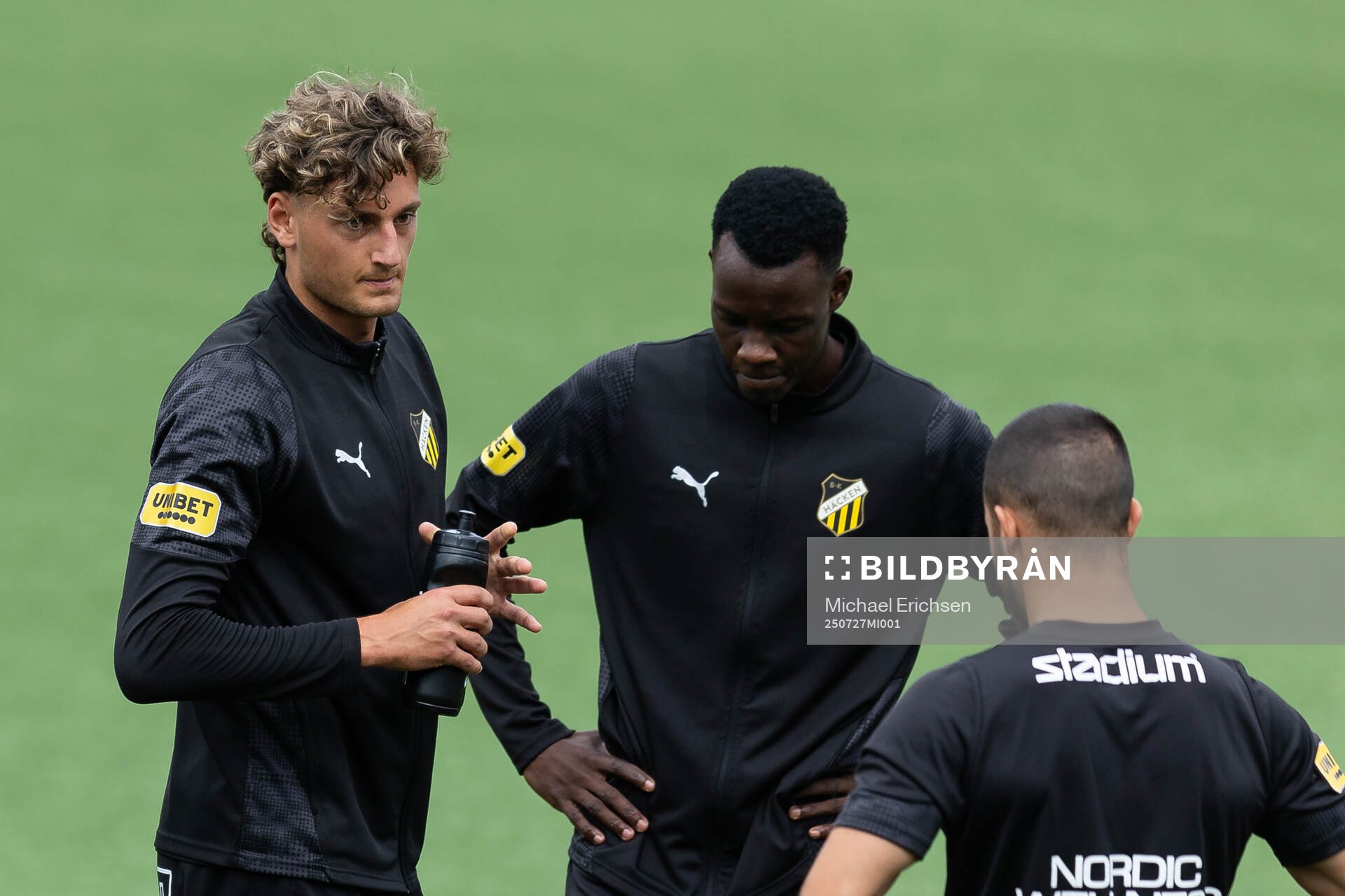 Häckens Silas Andersen och John Paul Dembe