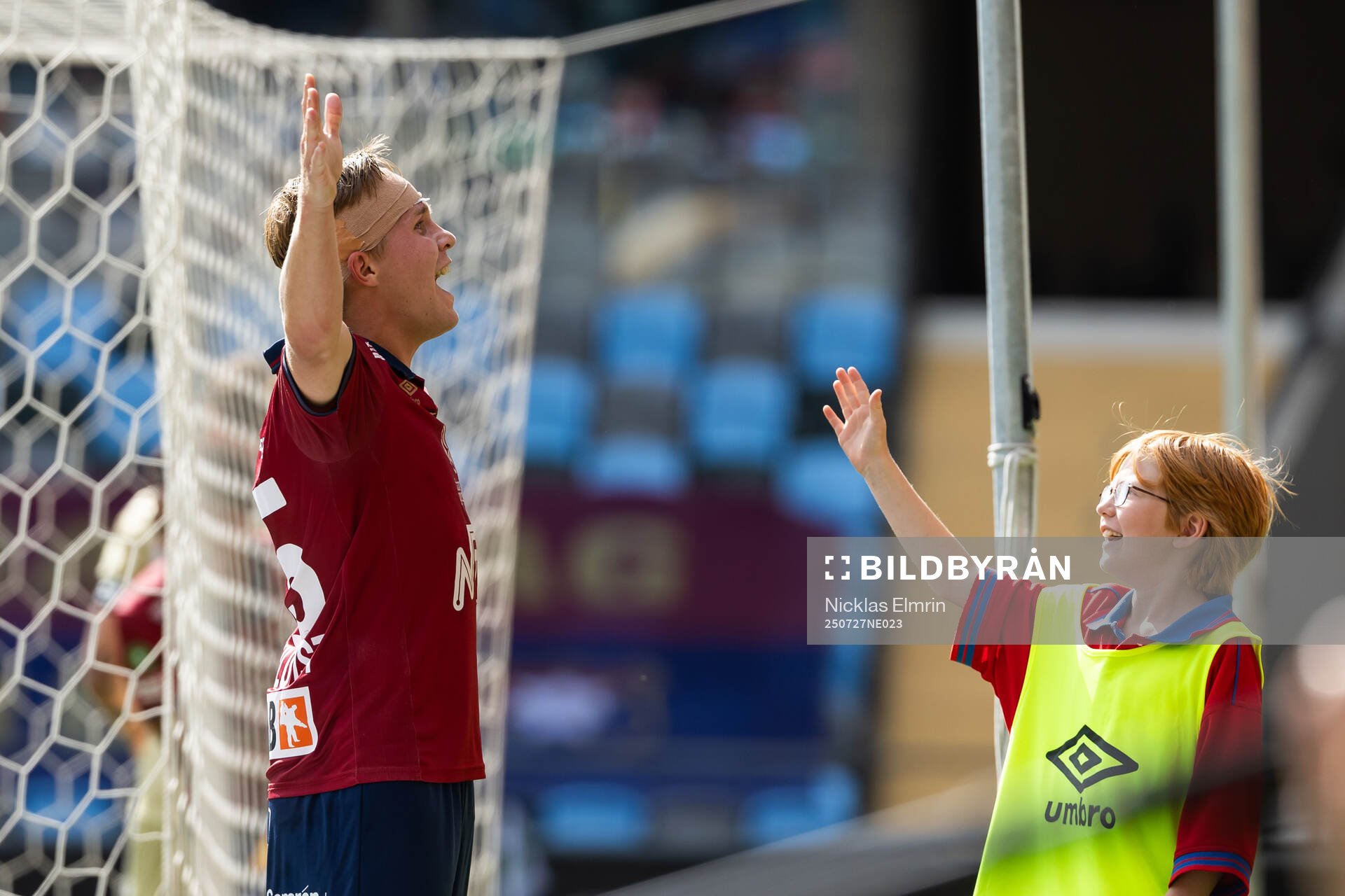 Örgrytes Isak Dahlqvist jublar