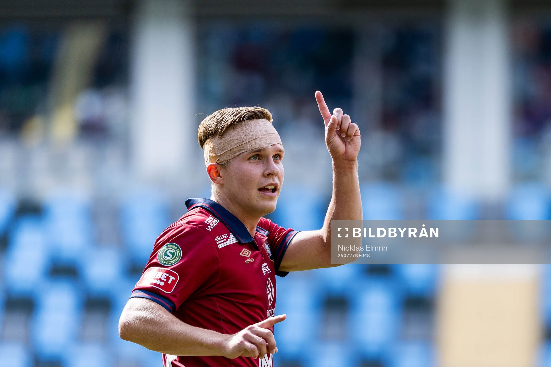 Örgrytes Isak Dahlqvist jublar