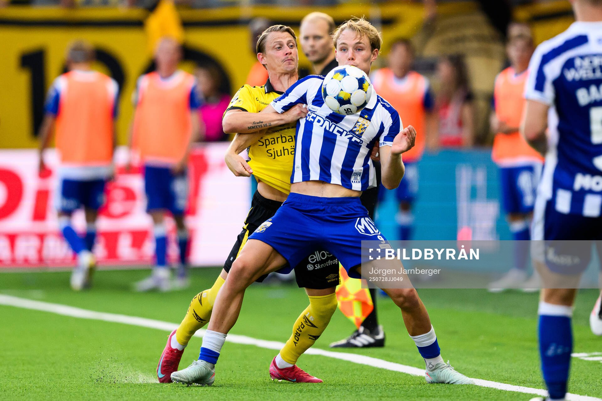 Elfsborgs Simon Hedlund och IFK Göteborgs Max Fenger