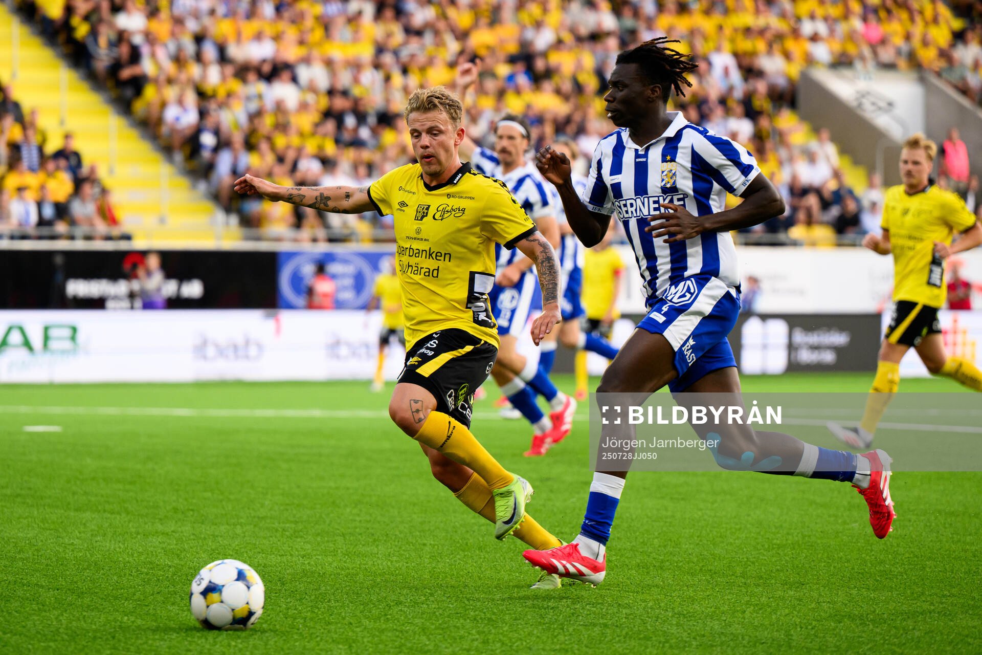 Elfsborgs Frederik Ihler och IFK Göteborgs Rockson Yeboah