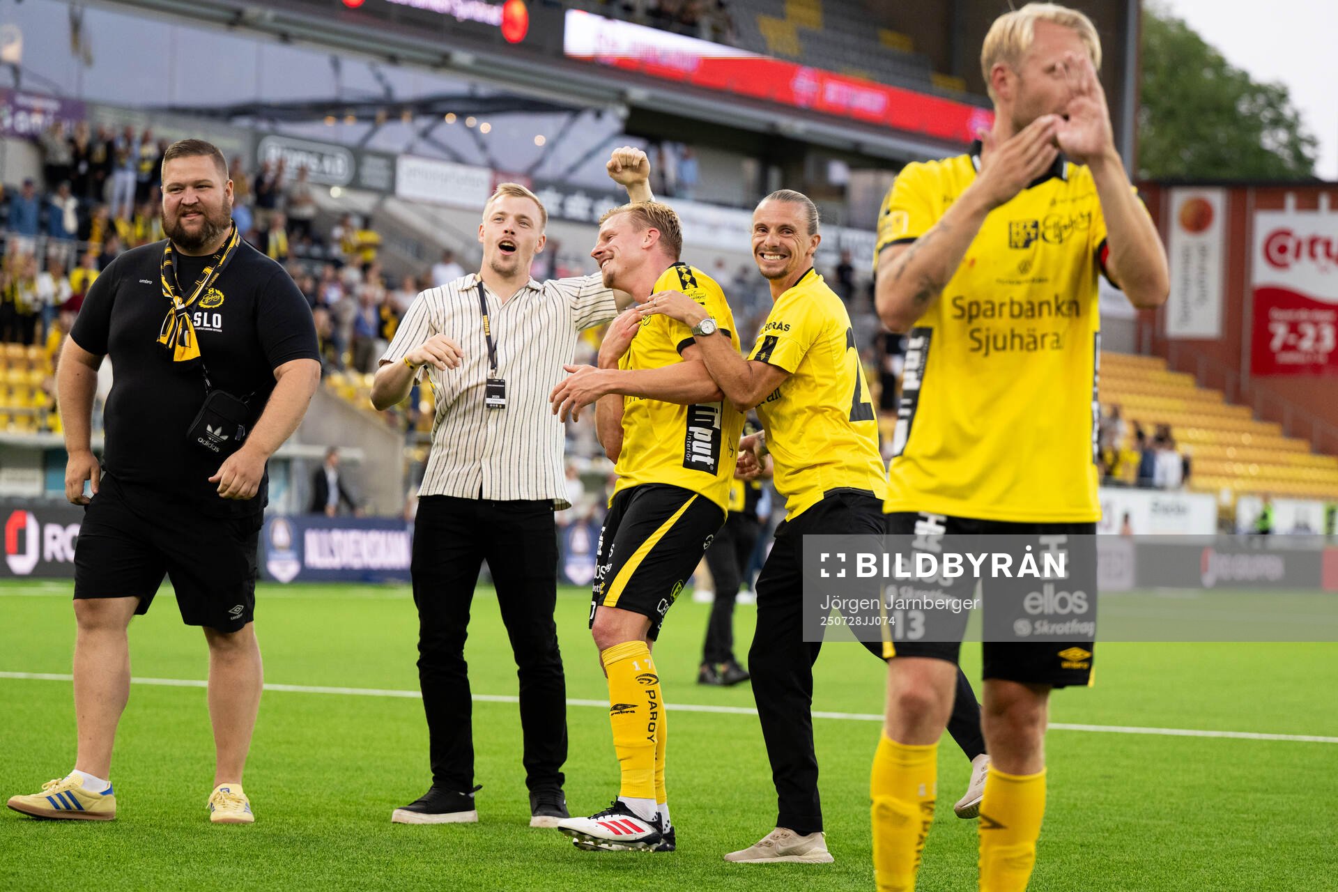 Elfsborgs spelare jublar