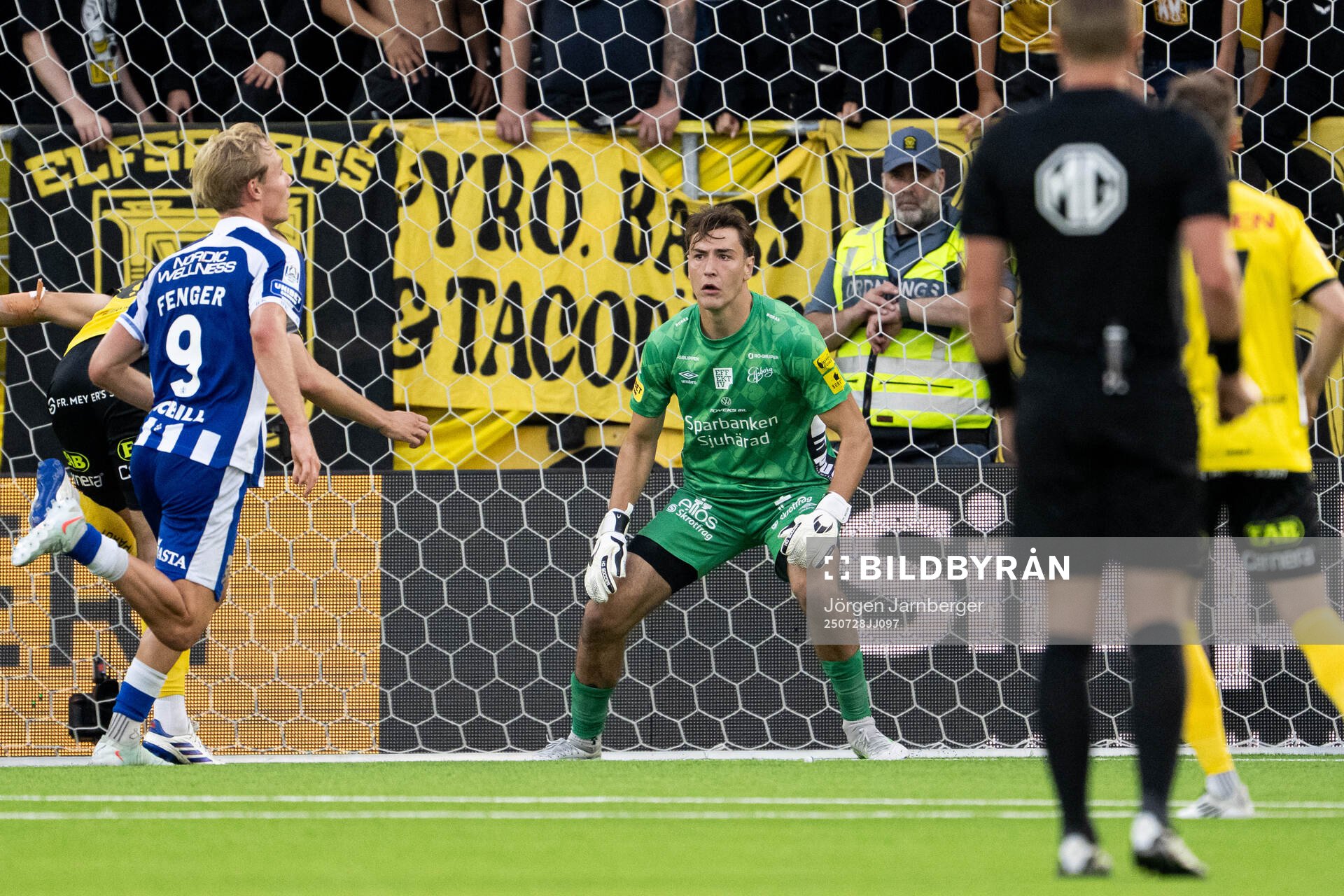 Elfsborgs målvakt Simon Eriksson