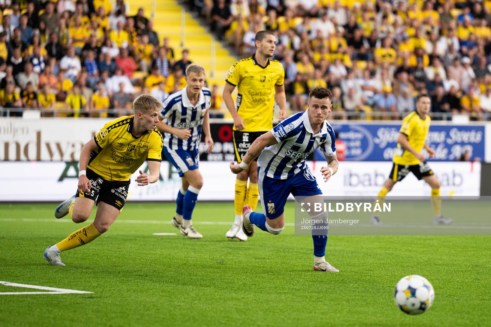 Elfsborgs Ari Sigurpálsson och IFK Göteborgs Tobias Heintz