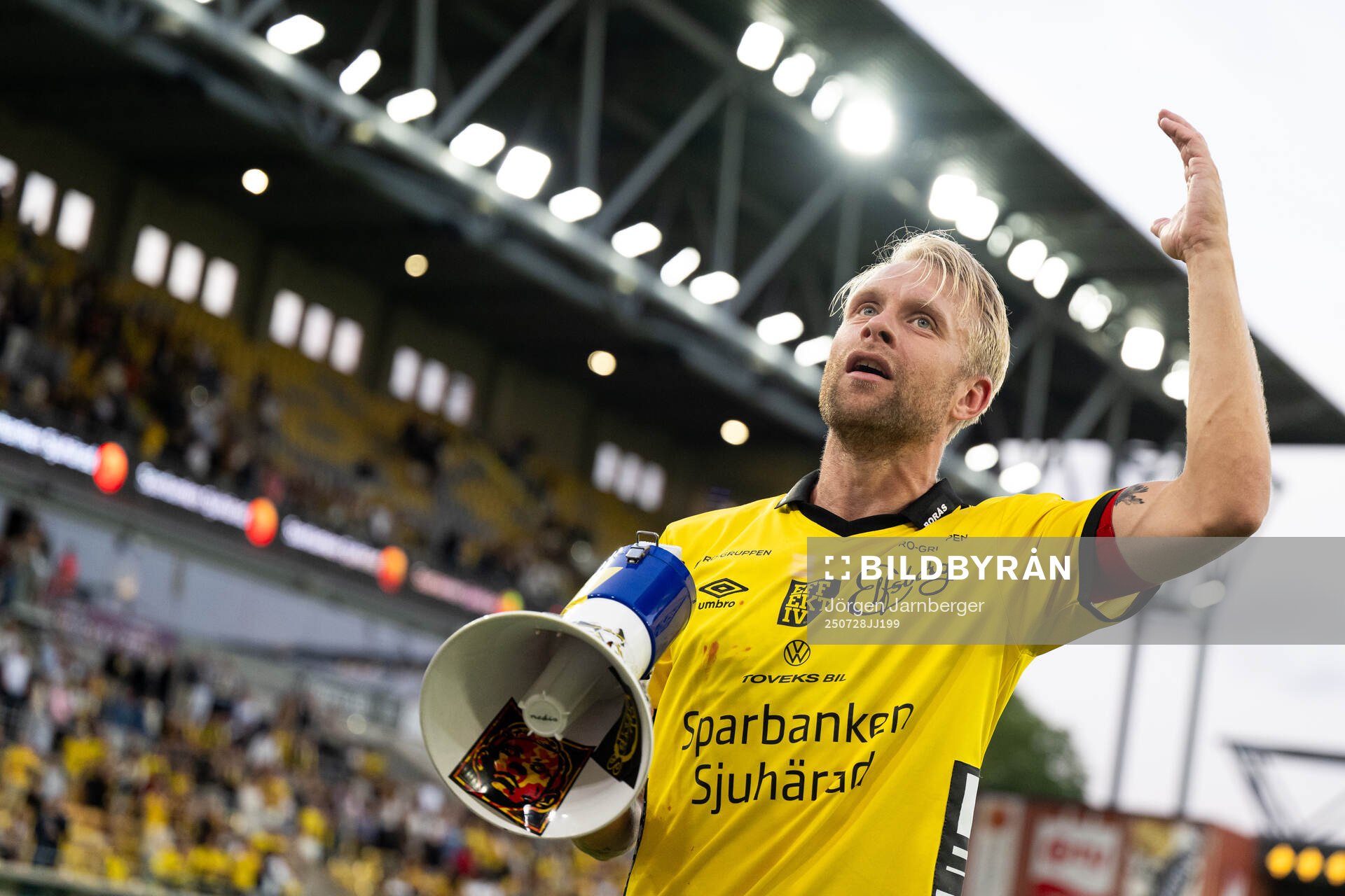 Elfsborgs Johan Larsson jublar