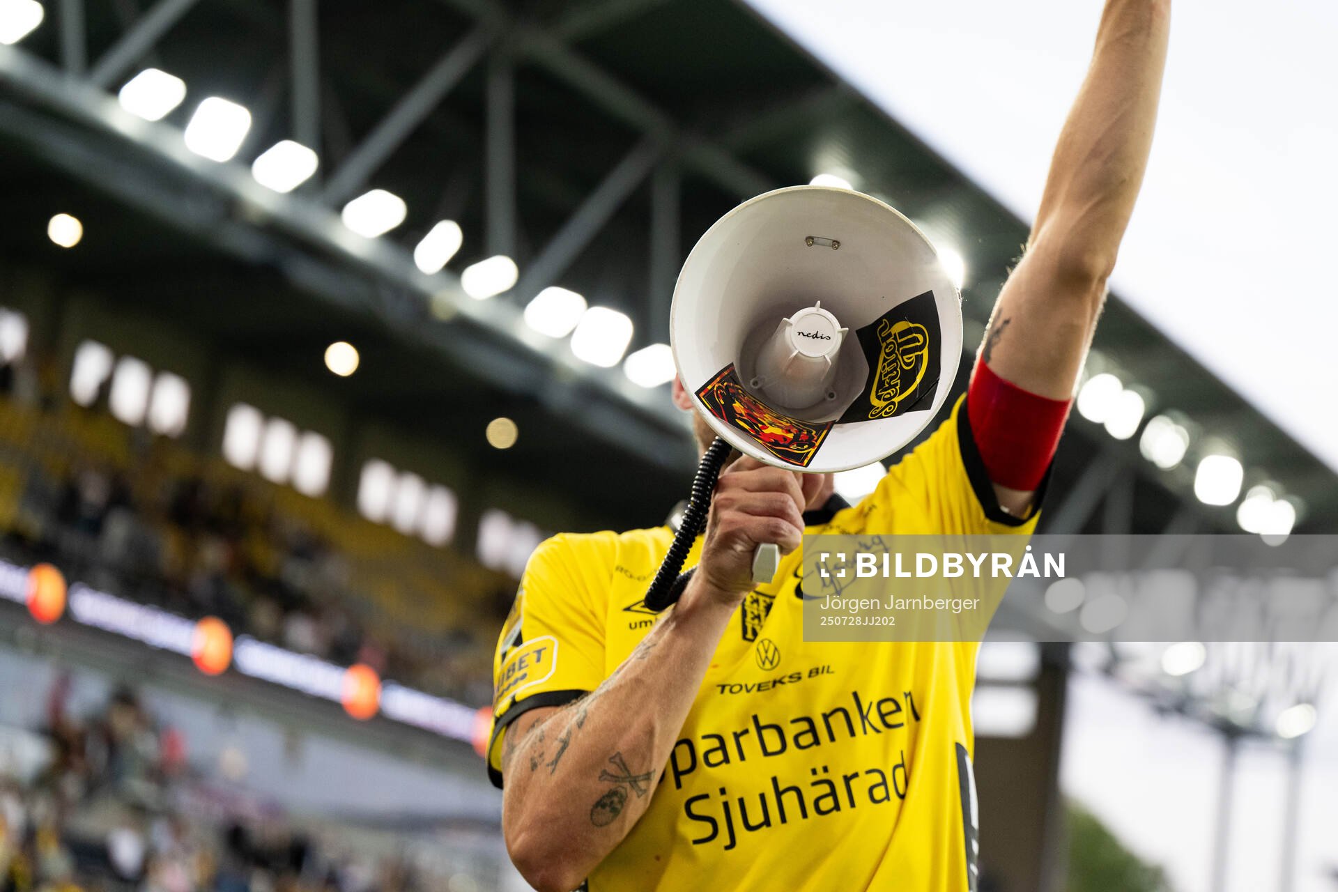 Elfsborgs Johan Larsson jublar