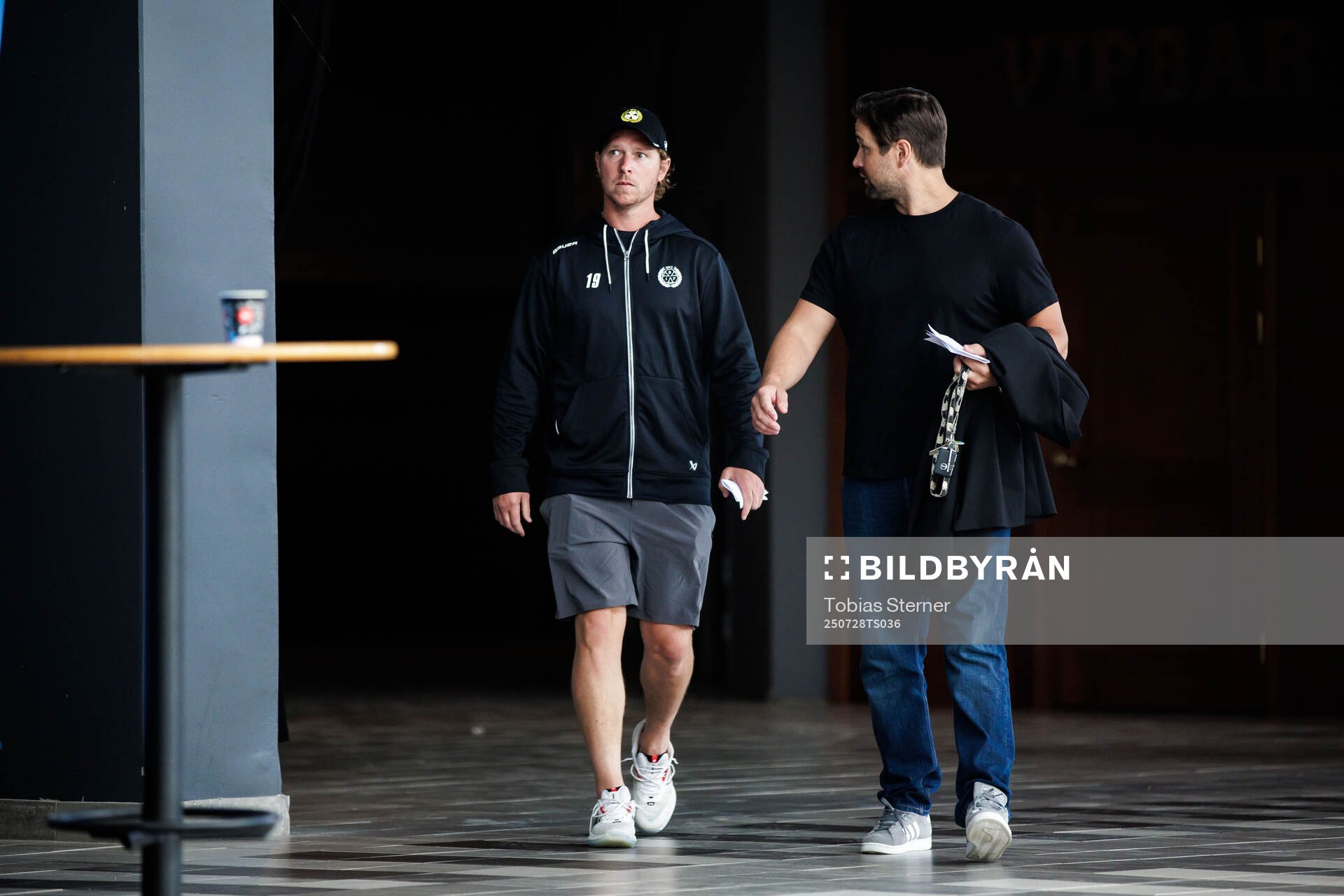 Nicklas Bäckström och Brynäs sportchef Johan Alcén