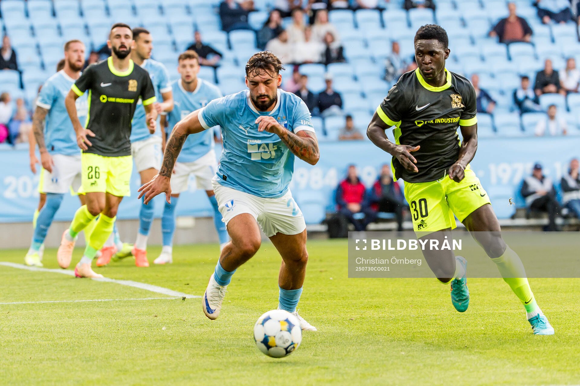 Sead Haksabanovic of Malmö FF and Rasid Njie of FK RFS