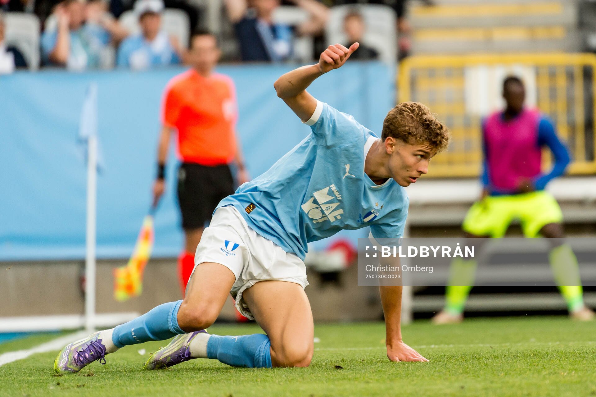 Hugo Bolin of Malmö FF celebrates