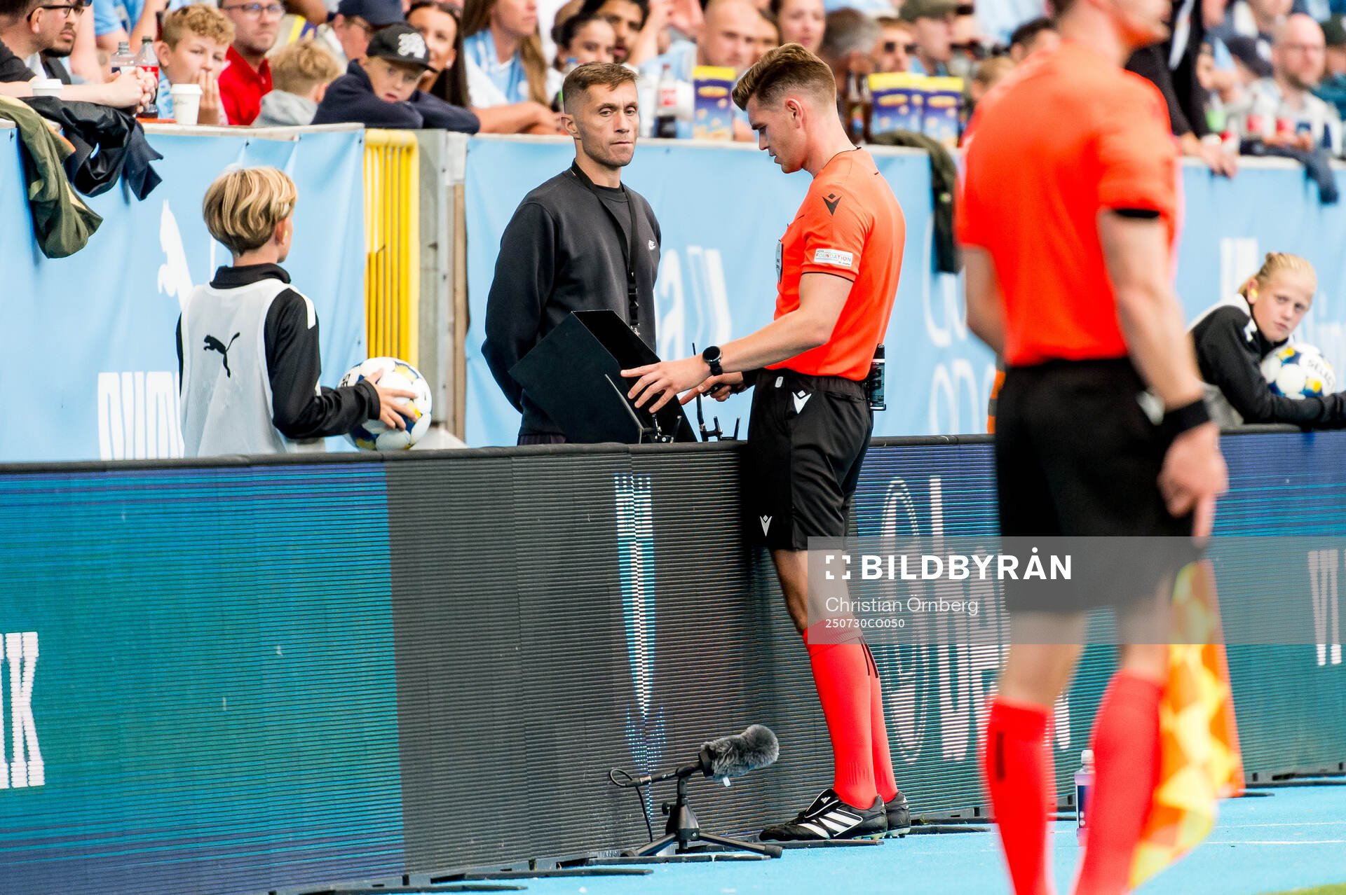 Referee Joey Kooij