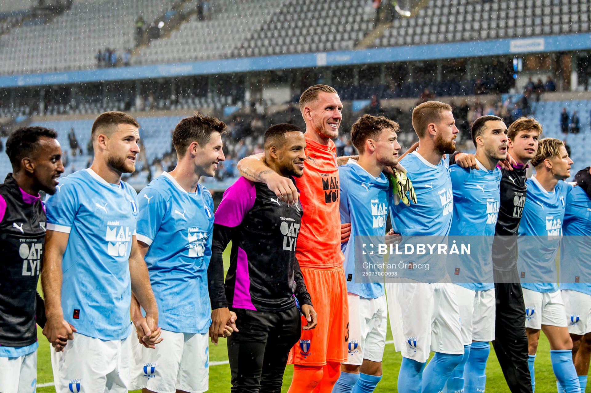 The players of Malmö celebrates