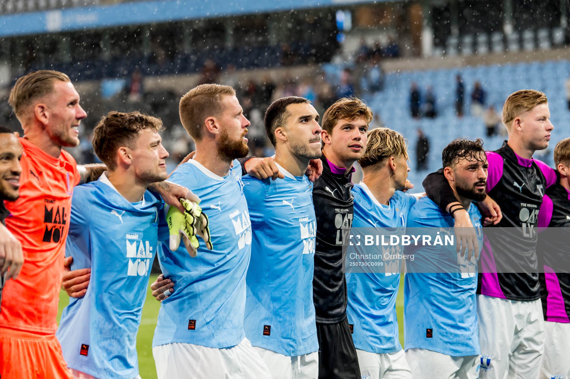 The players of Malmö celebrates