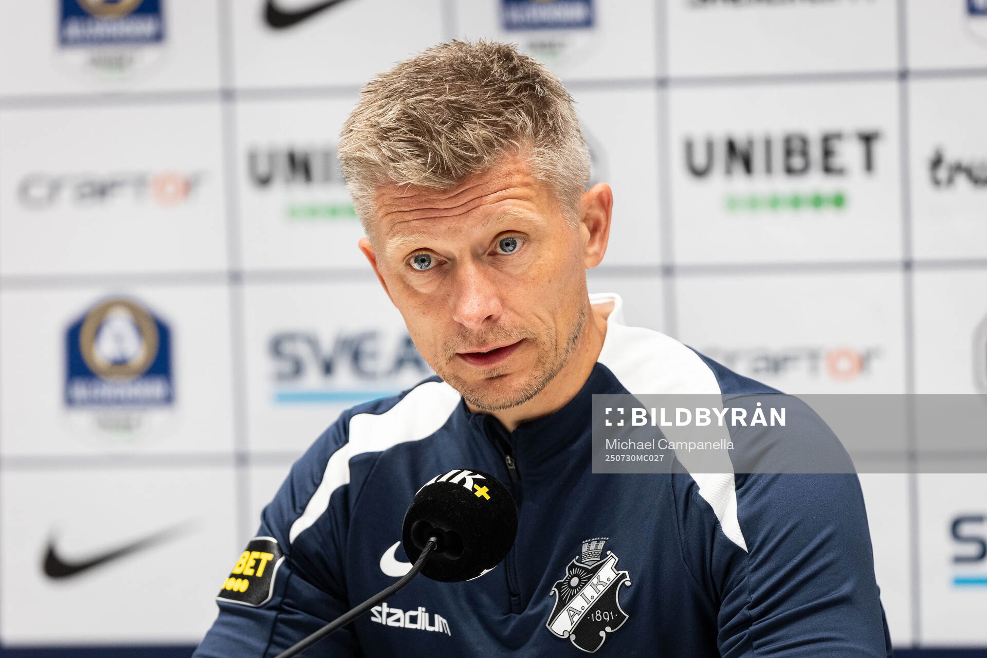 AIK head coach Mikkjal Thomassen