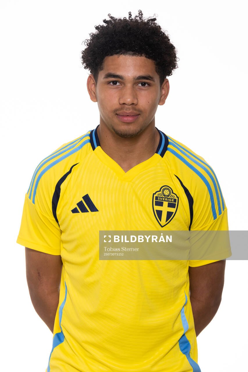 Adrian Salvador