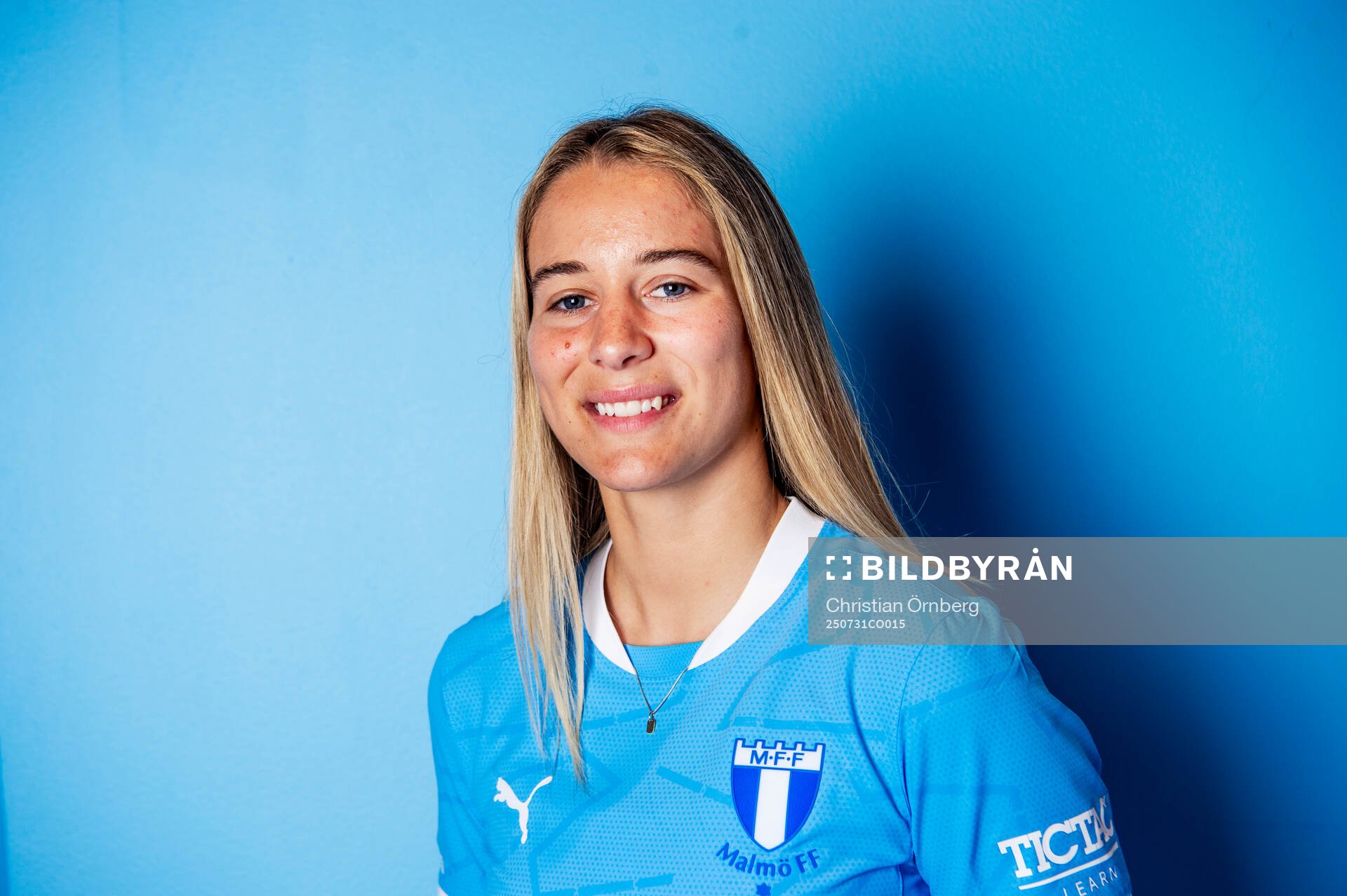 Malmö FF presenterar Courtney Nevin som ny spelare
