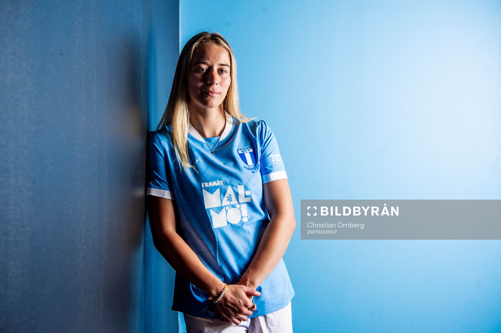 Malmö FF presenterar Courtney Nevin som ny spelare