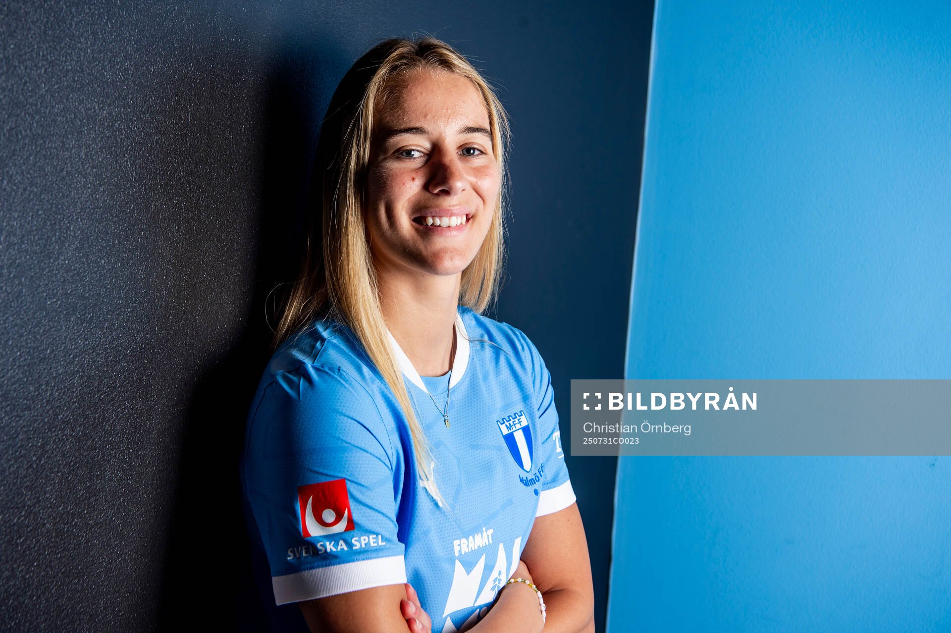 Malmö FF presenterar Courtney Nevin som ny spelare
