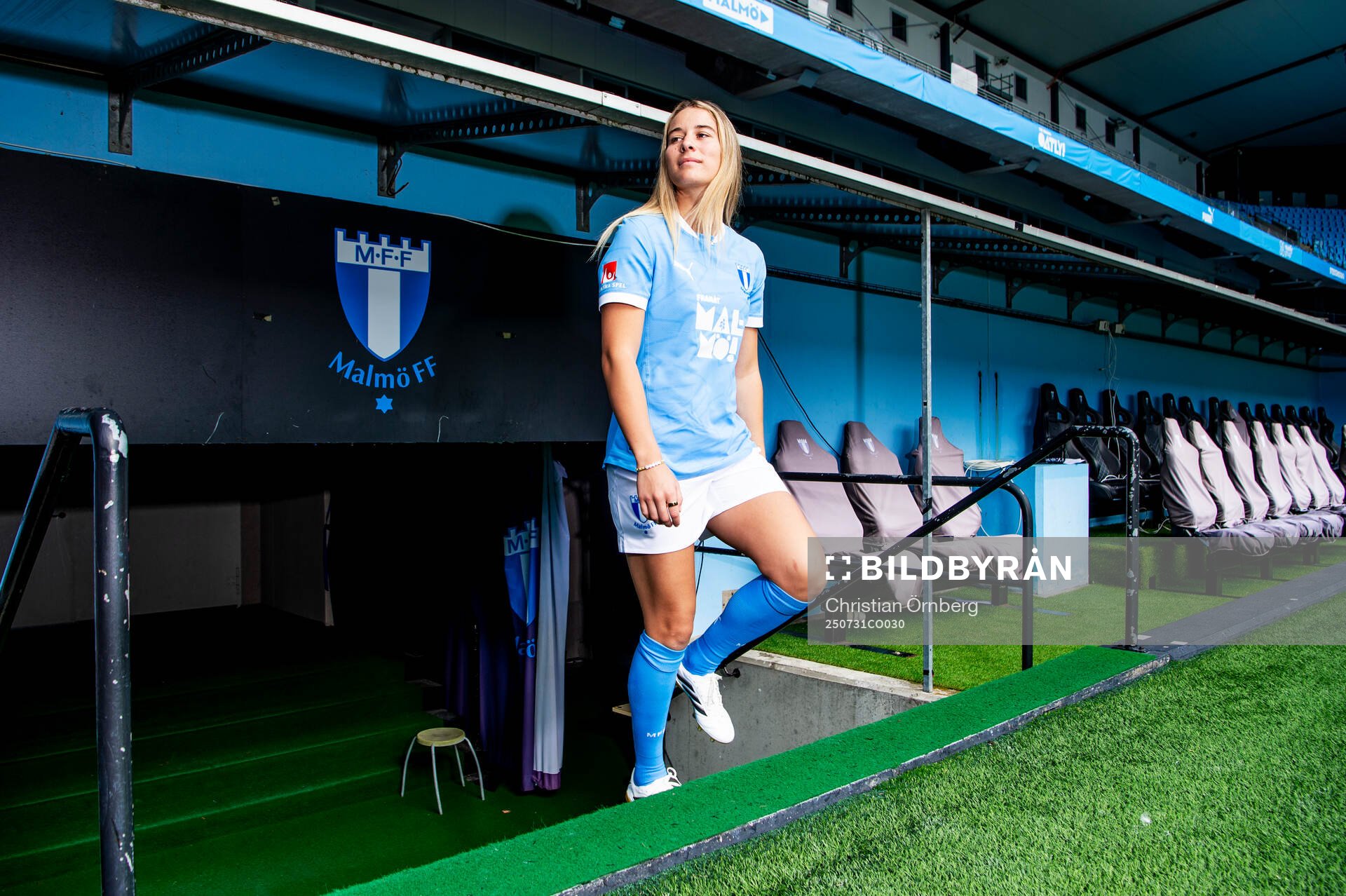 Malmö FF presenterar Courtney Nevin som ny spelare