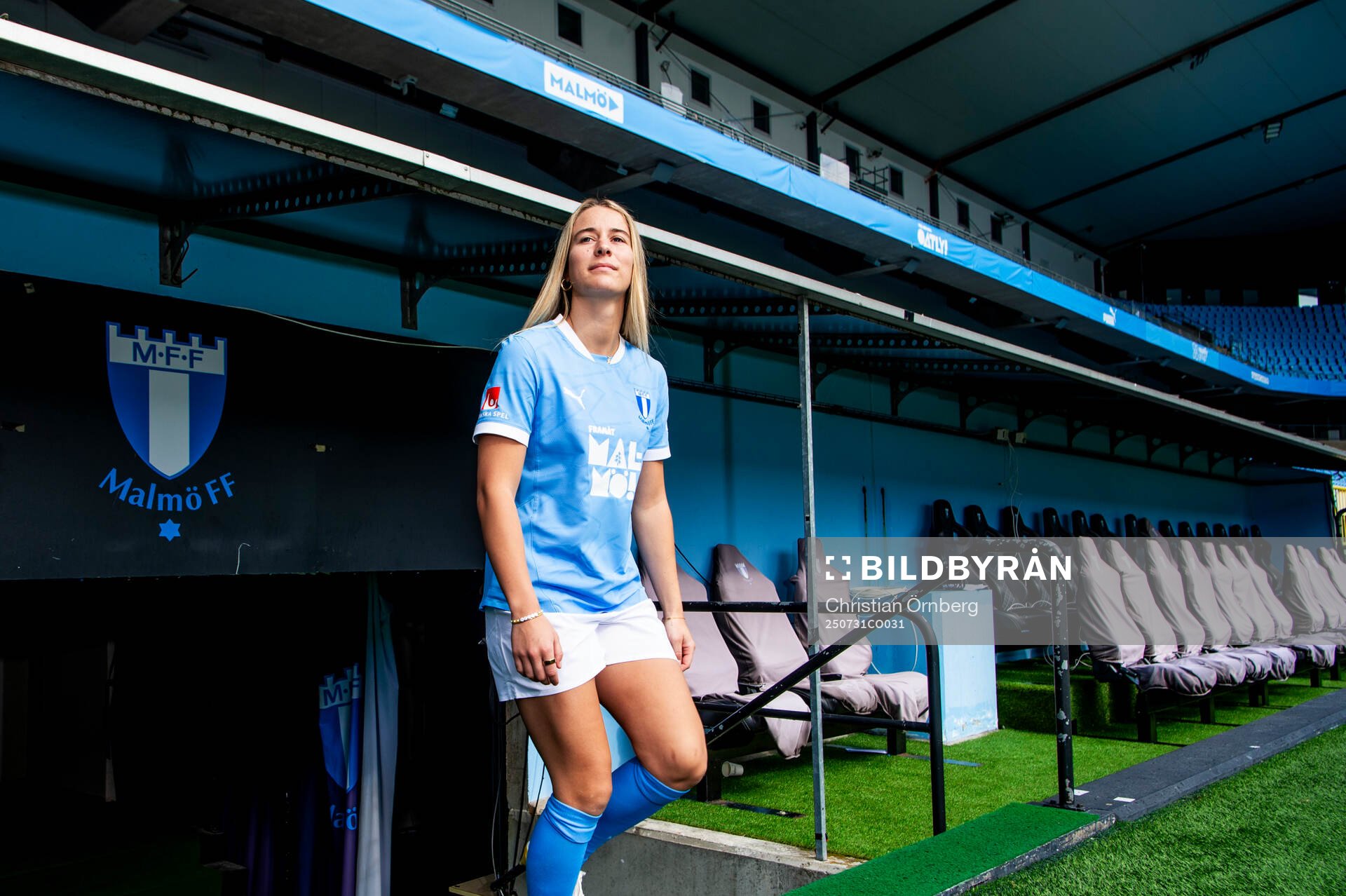 Malmö FF presenterar Courtney Nevin som ny spelare