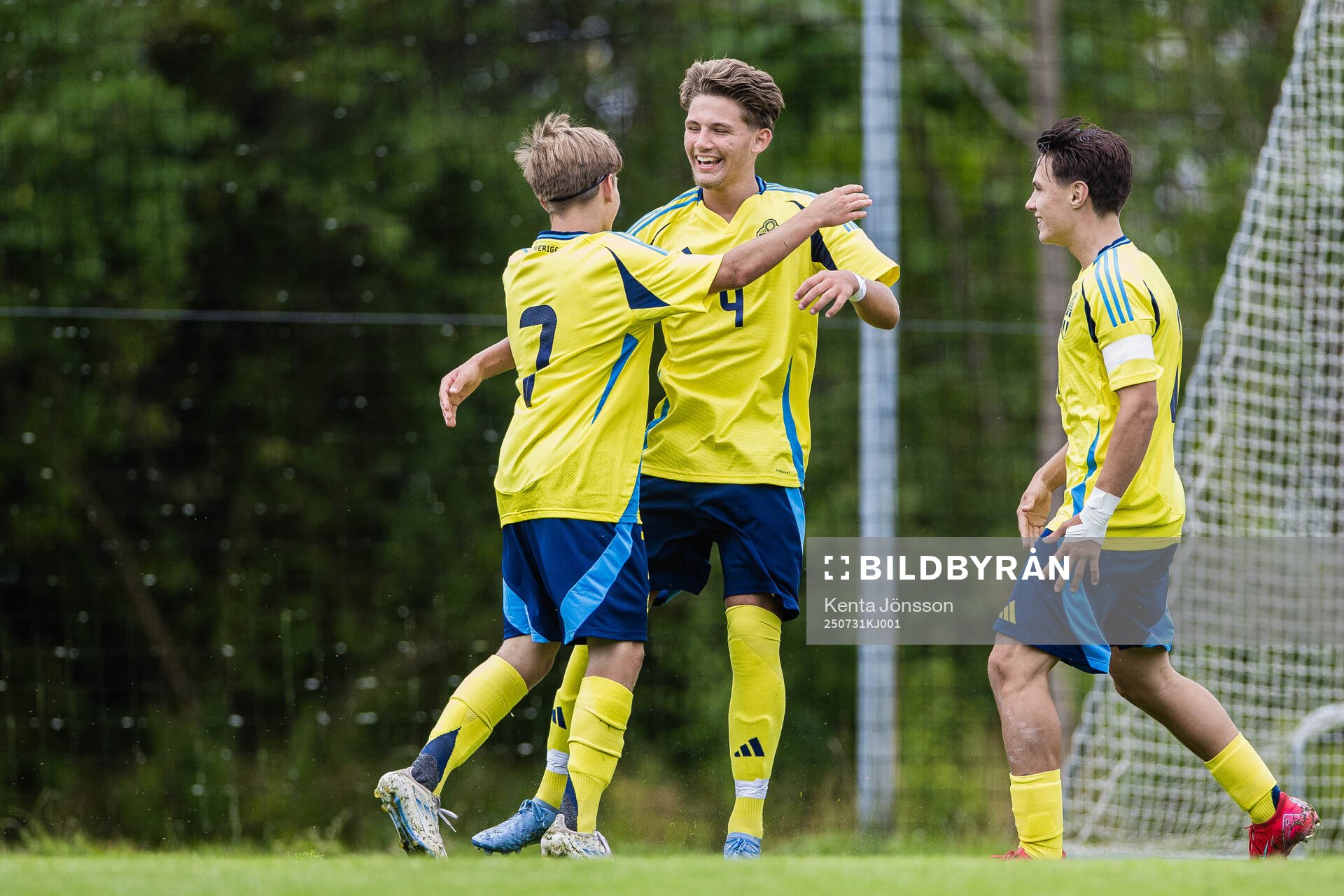 Leon Lord, John Orestam och Carl Aurell jublar
