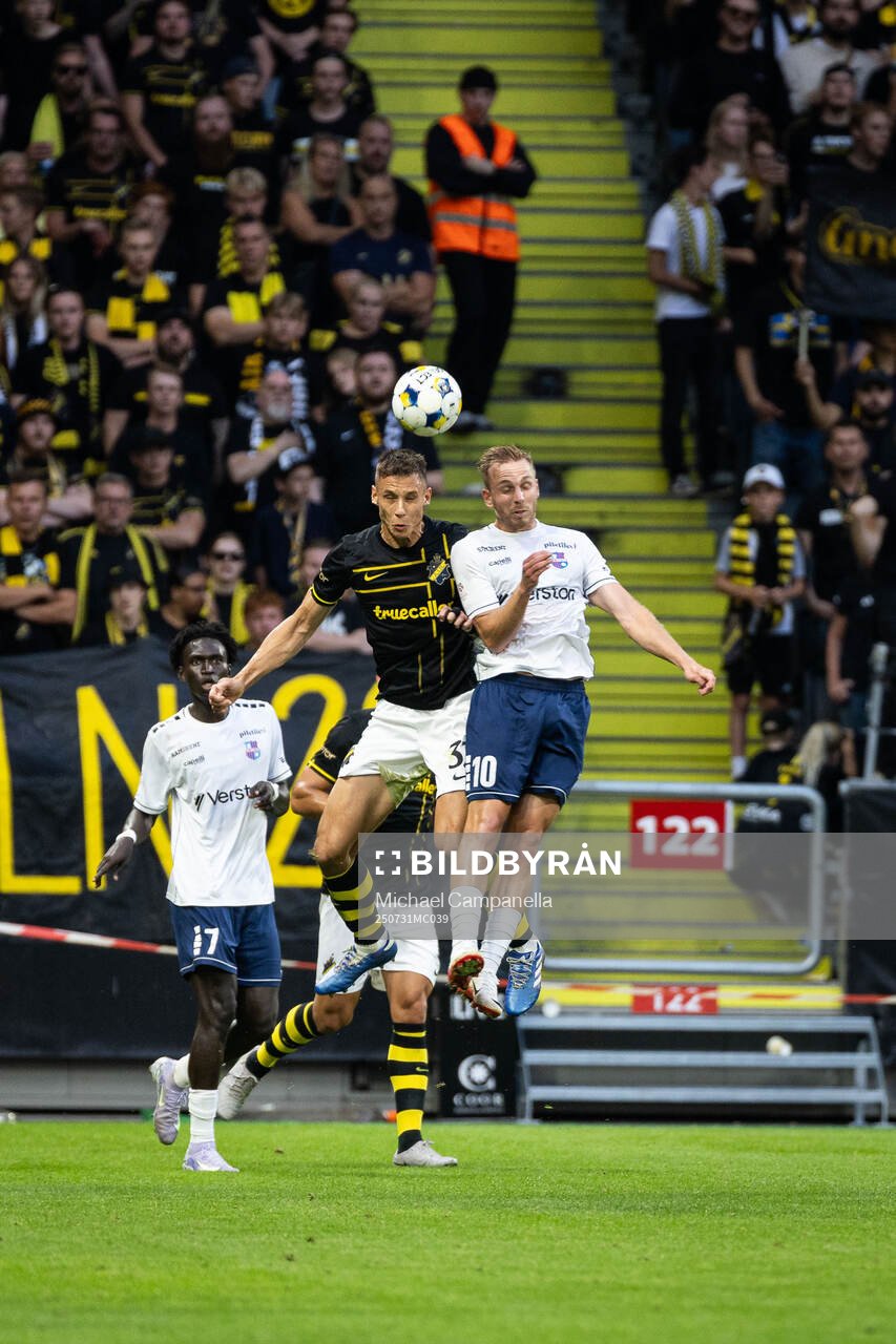 Filip Benkovic of AIK and Andre Frolov of Paide