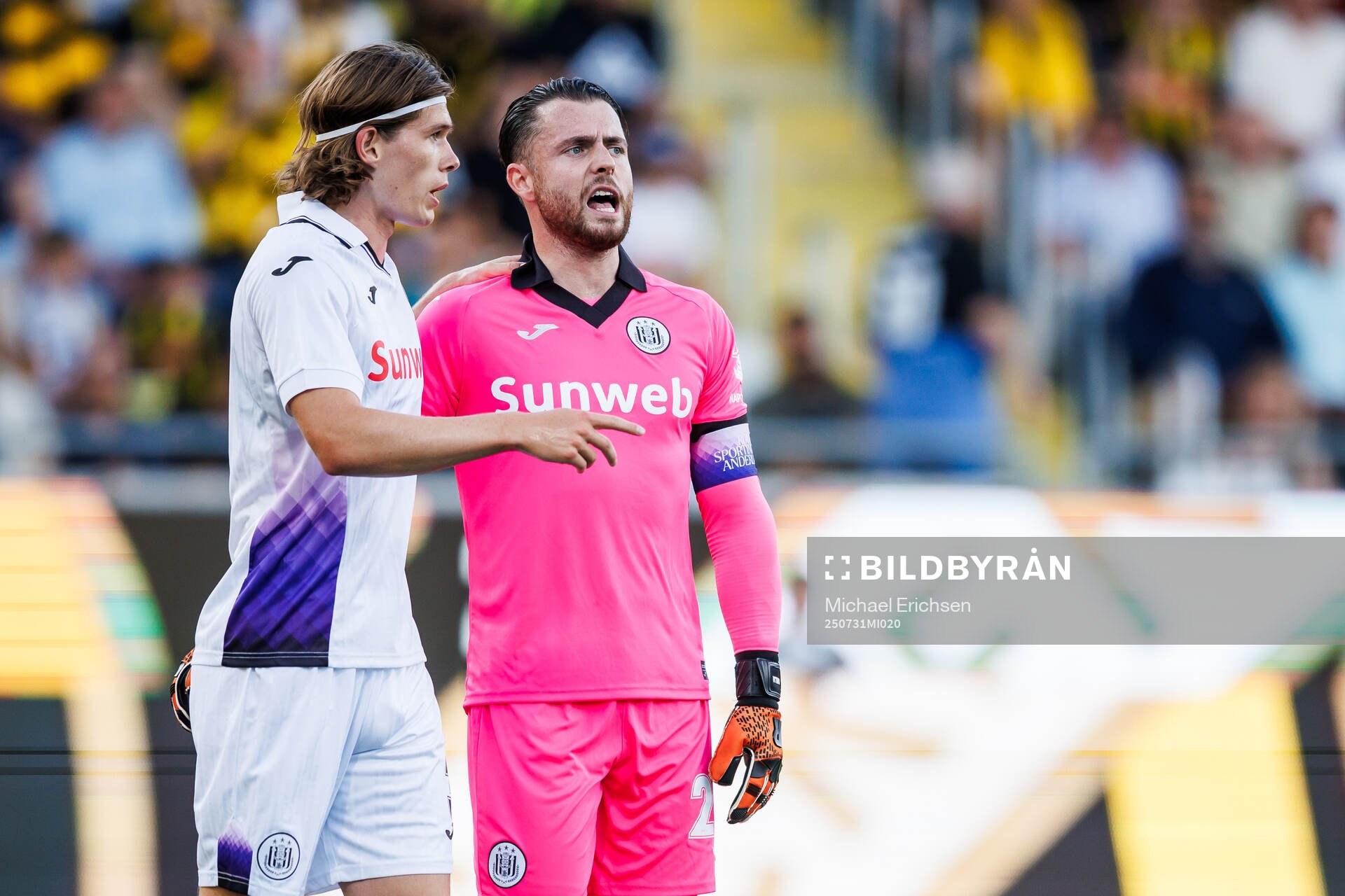 Lucas Hey and Colin Coosemans of Anderlecht