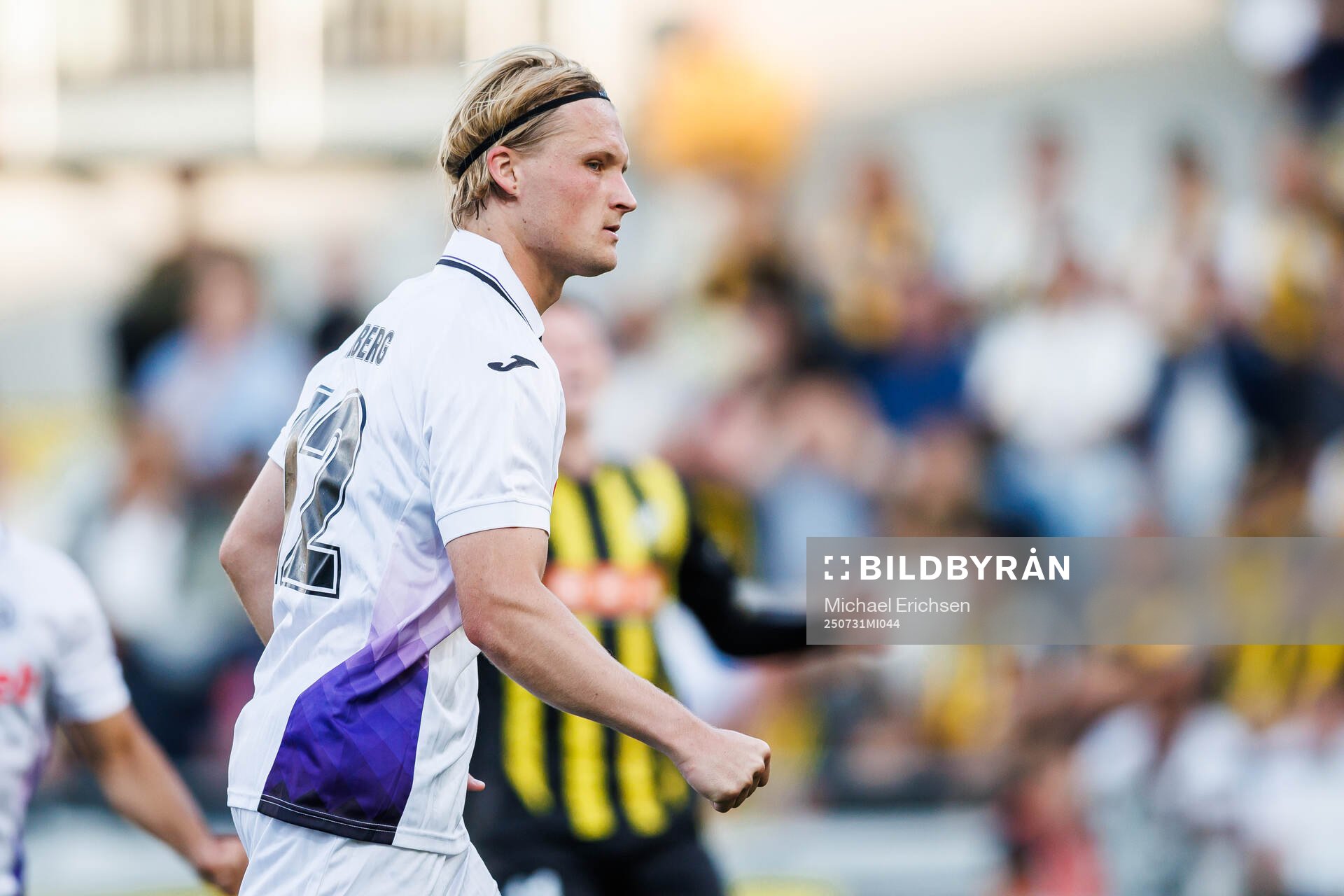 Kasper Dolberg of Anderlecht celebrates