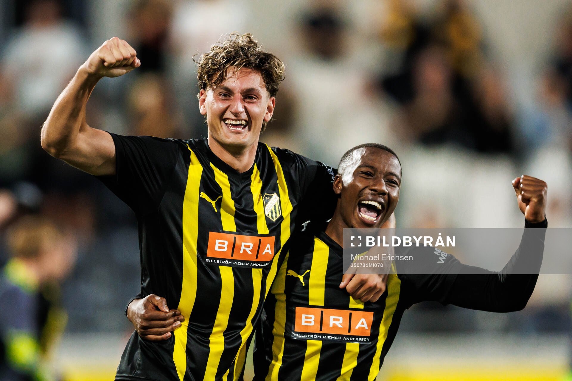 Silas Andersen and Sanders Ngabo of Häcken celebrate