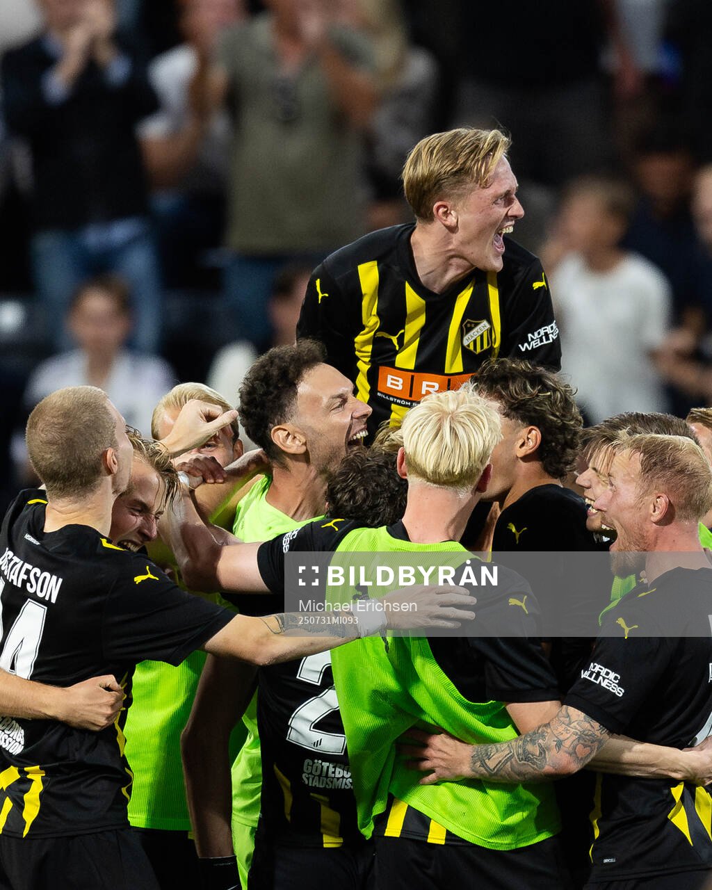 Players of Häcken celebrates