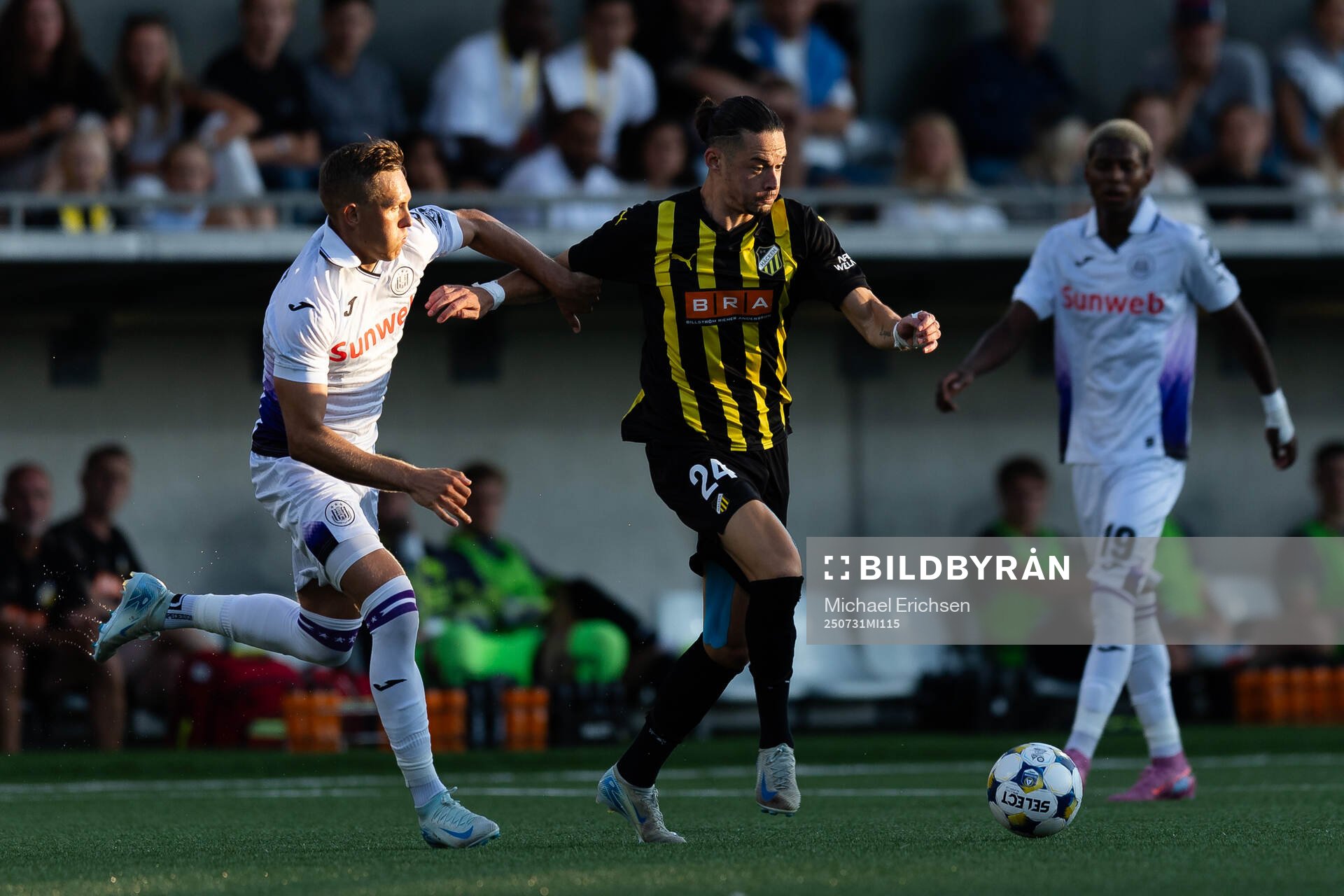 Ludwig Augustinsson of Anderlecht and Amor Layouni of