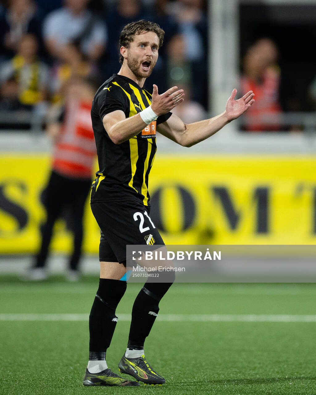 Adam Lundkvist of Häcken celebrates scoring a penalty