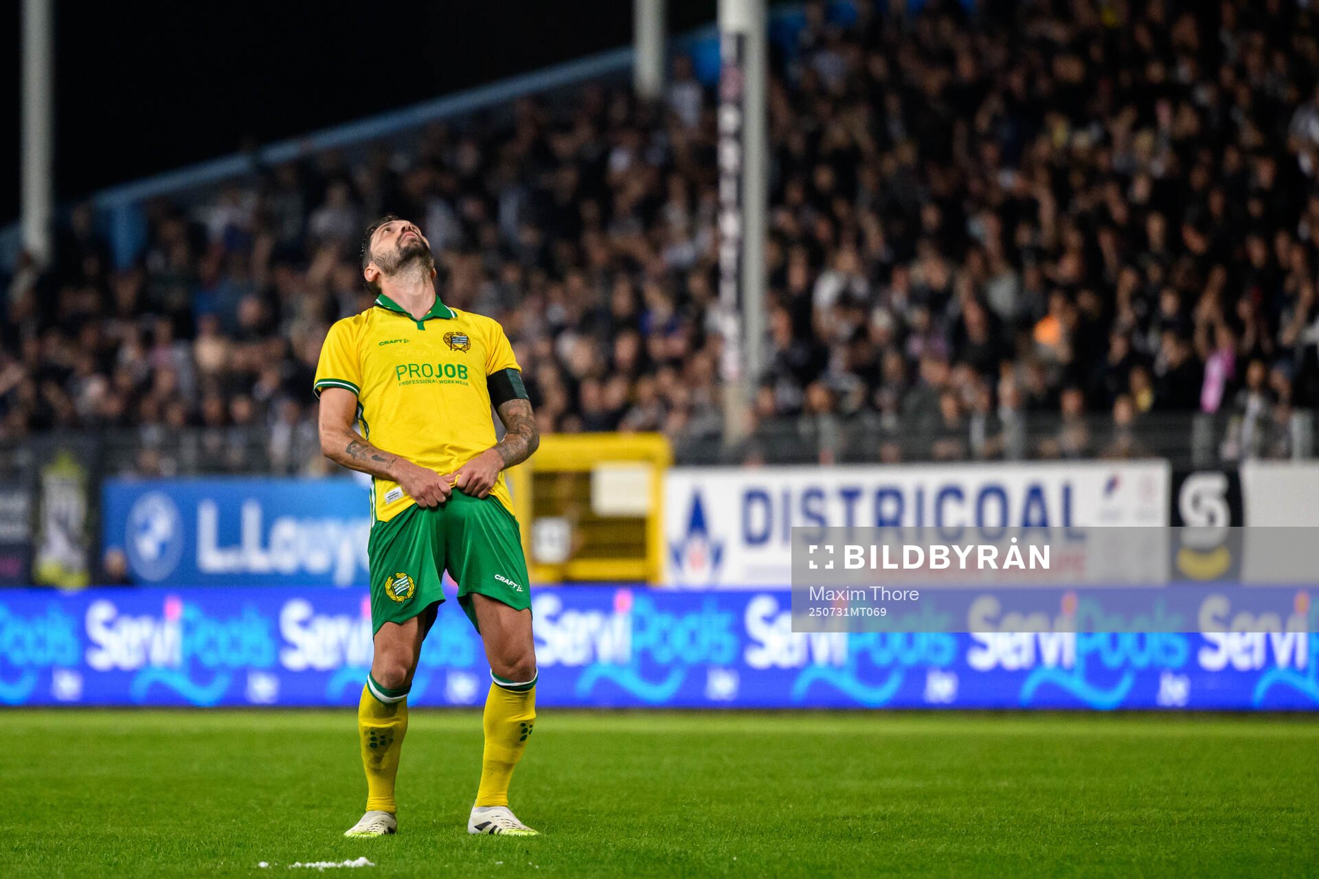Nahir Besara of Hammarby looks dejected