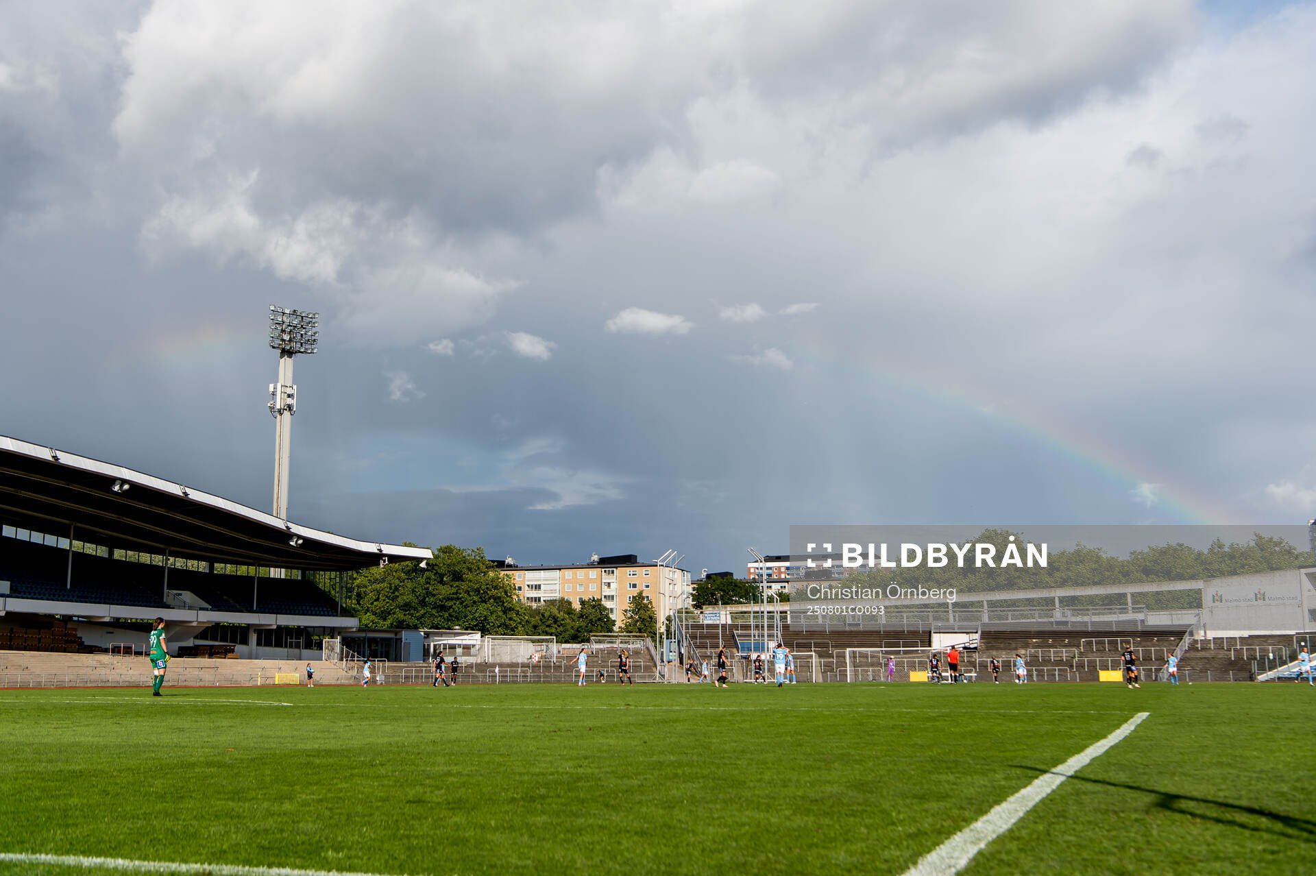 Regnbåge över Malmö Stadion