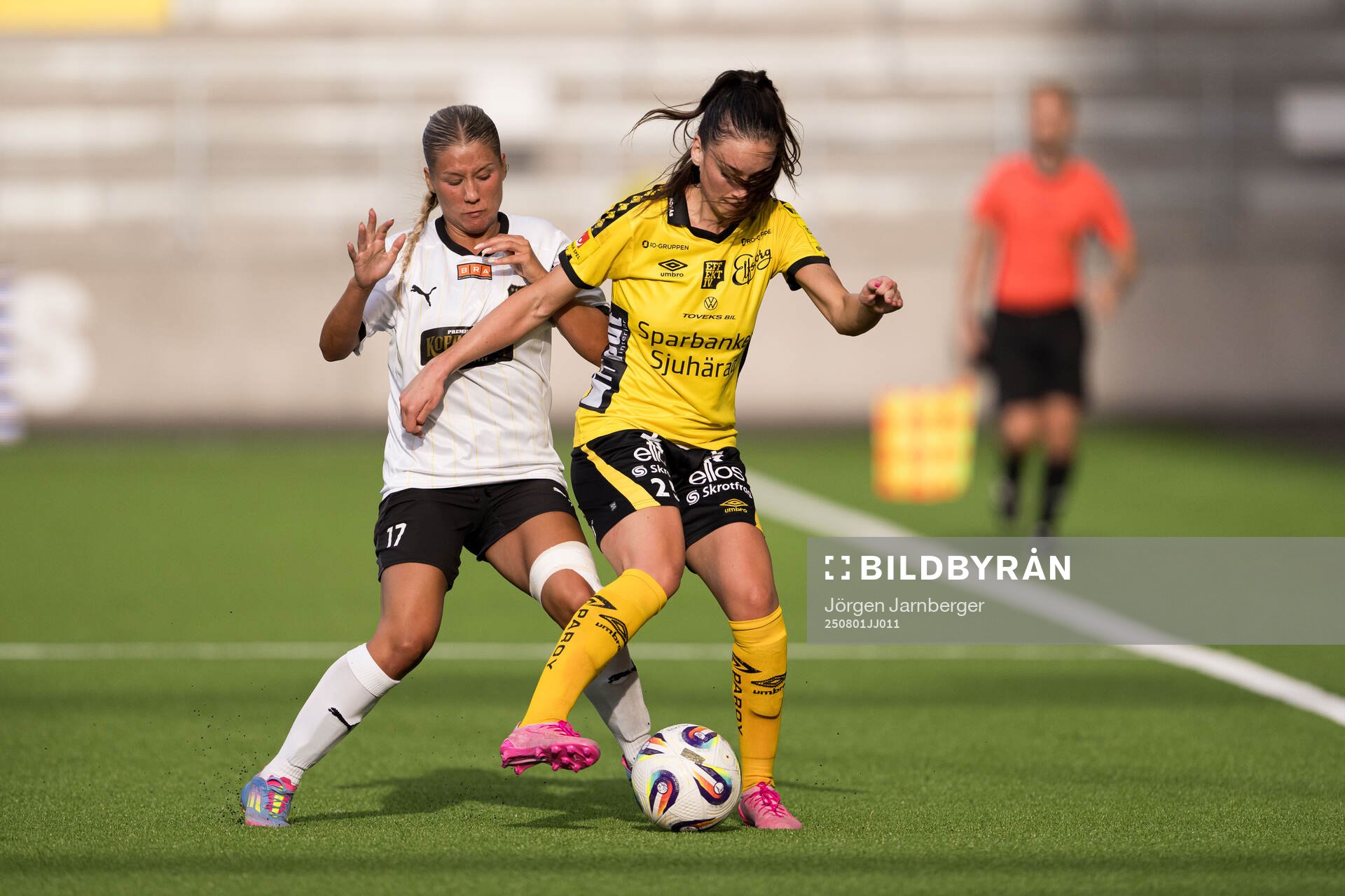 Häckens Novalie Jensen och Elfsborgs Izabella Bergström