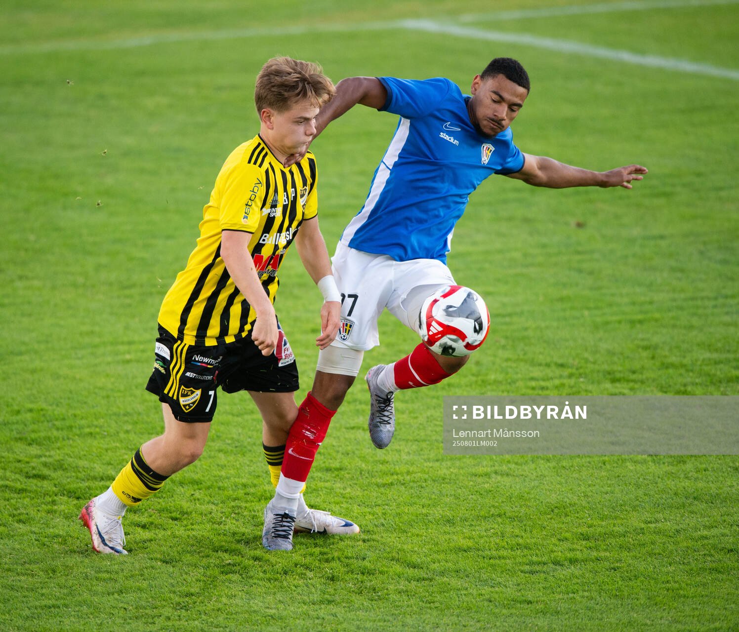 Balkans Emanuel Göransson och IFK Hässleholms Max Persson