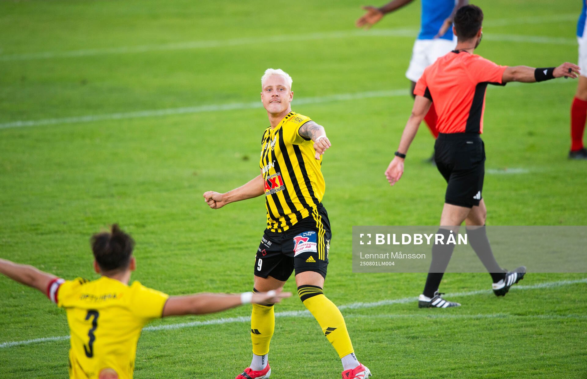 IFK Hässleholms Alexander Sjöström gör 1-0 bakom