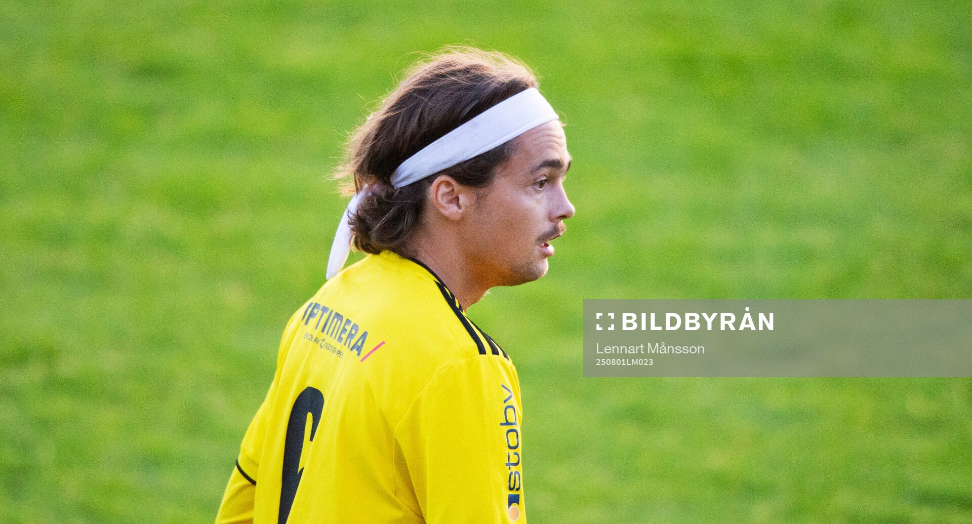IFK Hässleholms Gustaf Winroth i matchen i division 2