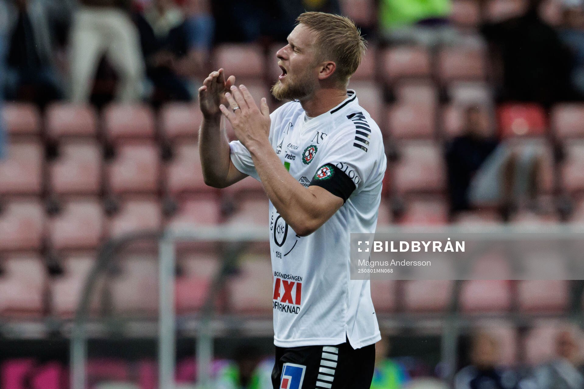 Örebros Karl Holmberg deppar