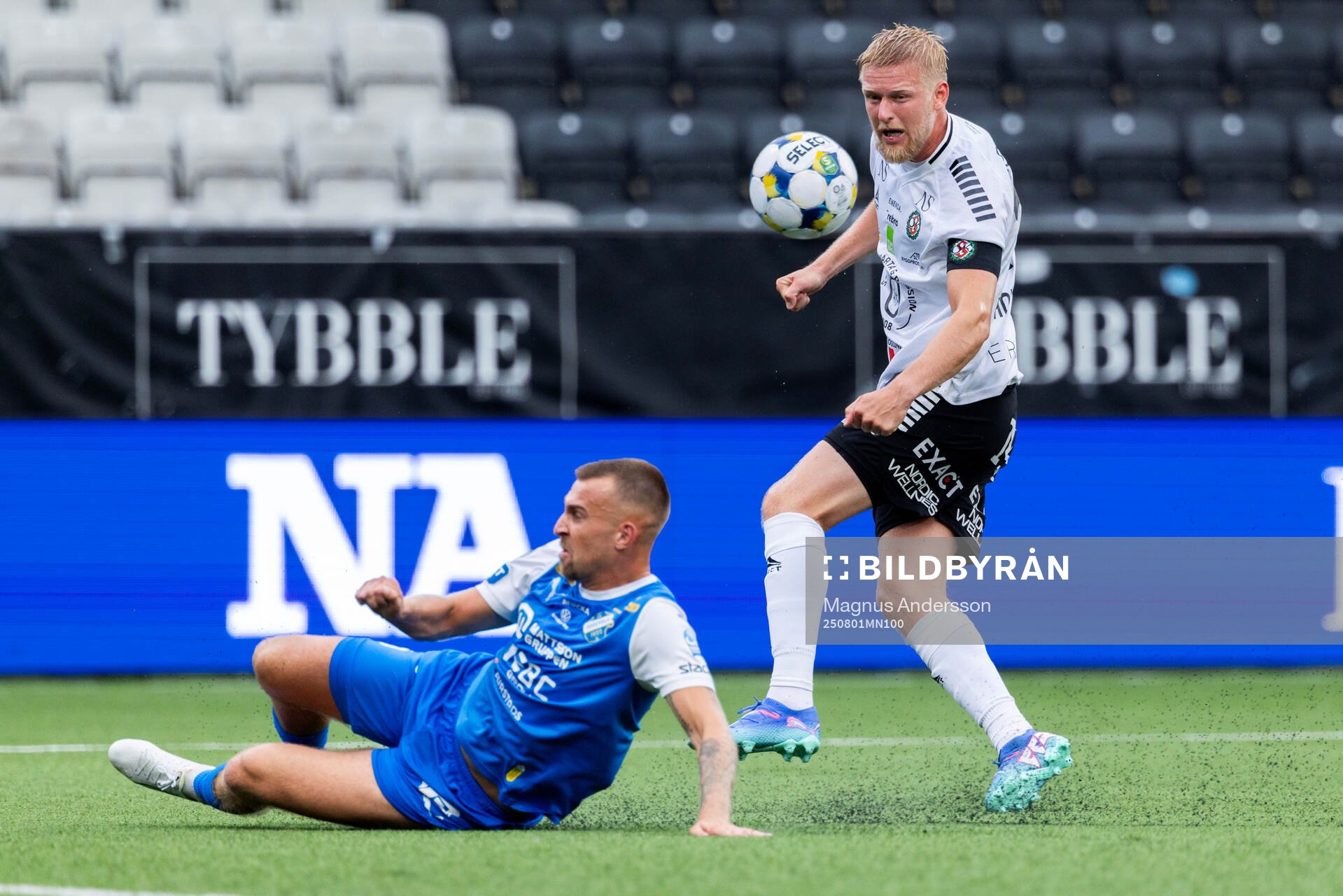 Oddevolds Jesper Merbom Adolfsson och Örebros Karl Holmberg