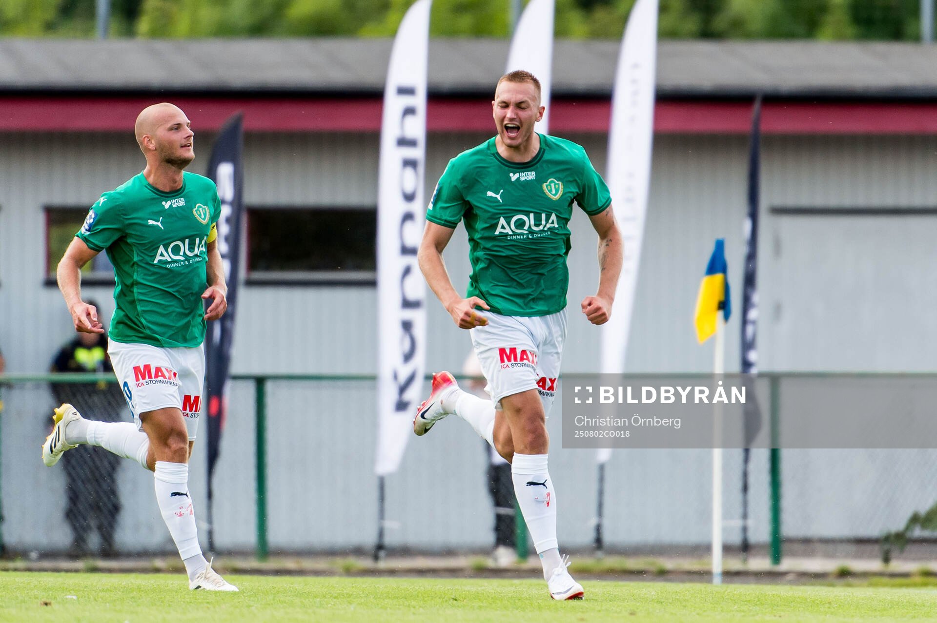 Jönköpings Södras Kristoffer Grauberg Lepik jublar