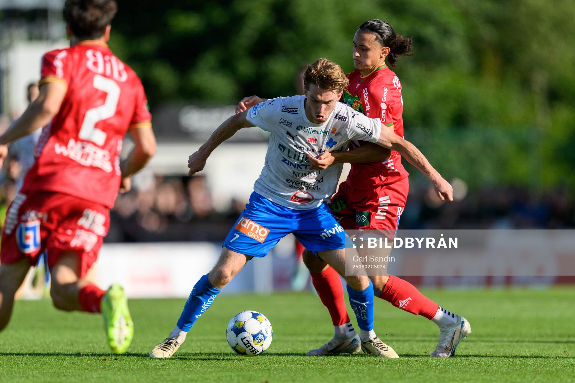 Värnamos Carl Johansson och GAIS Amin Boudri