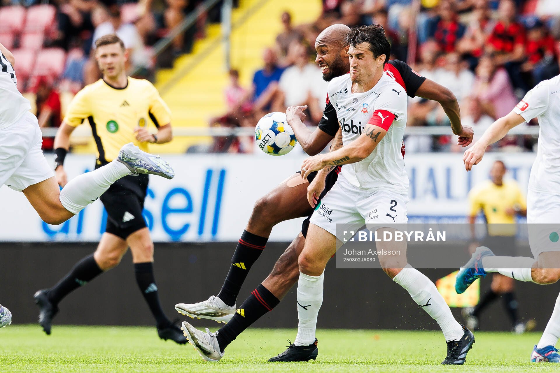 Östersunds Jabir Abdihakim Ali och Helsingborgs Jon