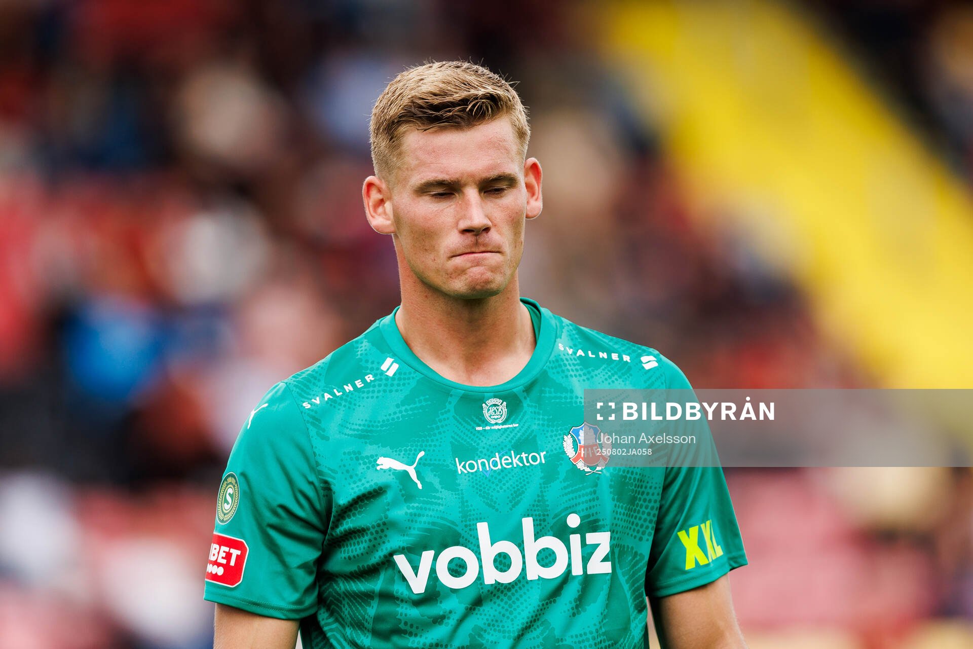 Helsingborgs målvakt Johan Brattberg deppar