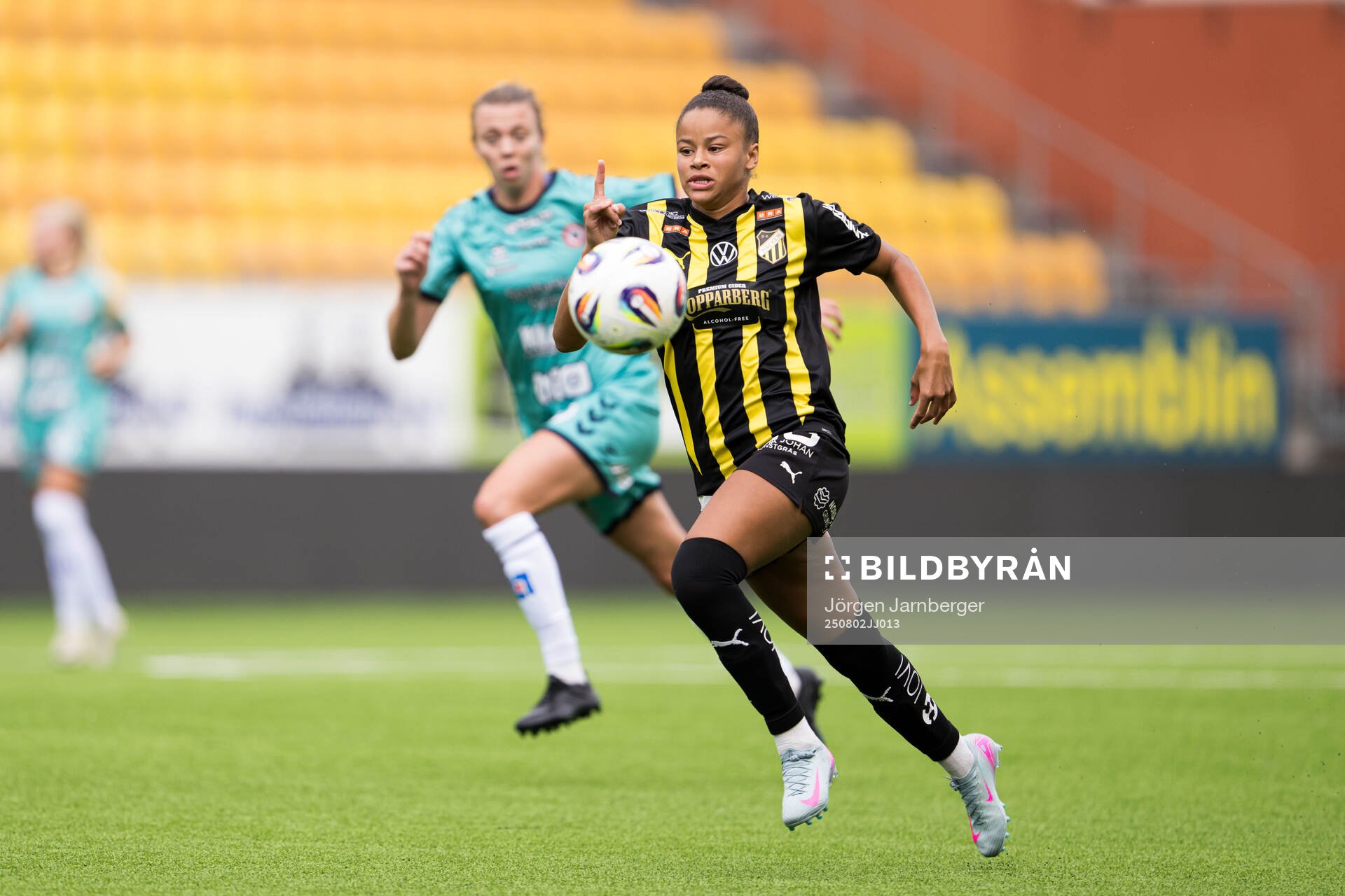 Häckens Felicia Schröder